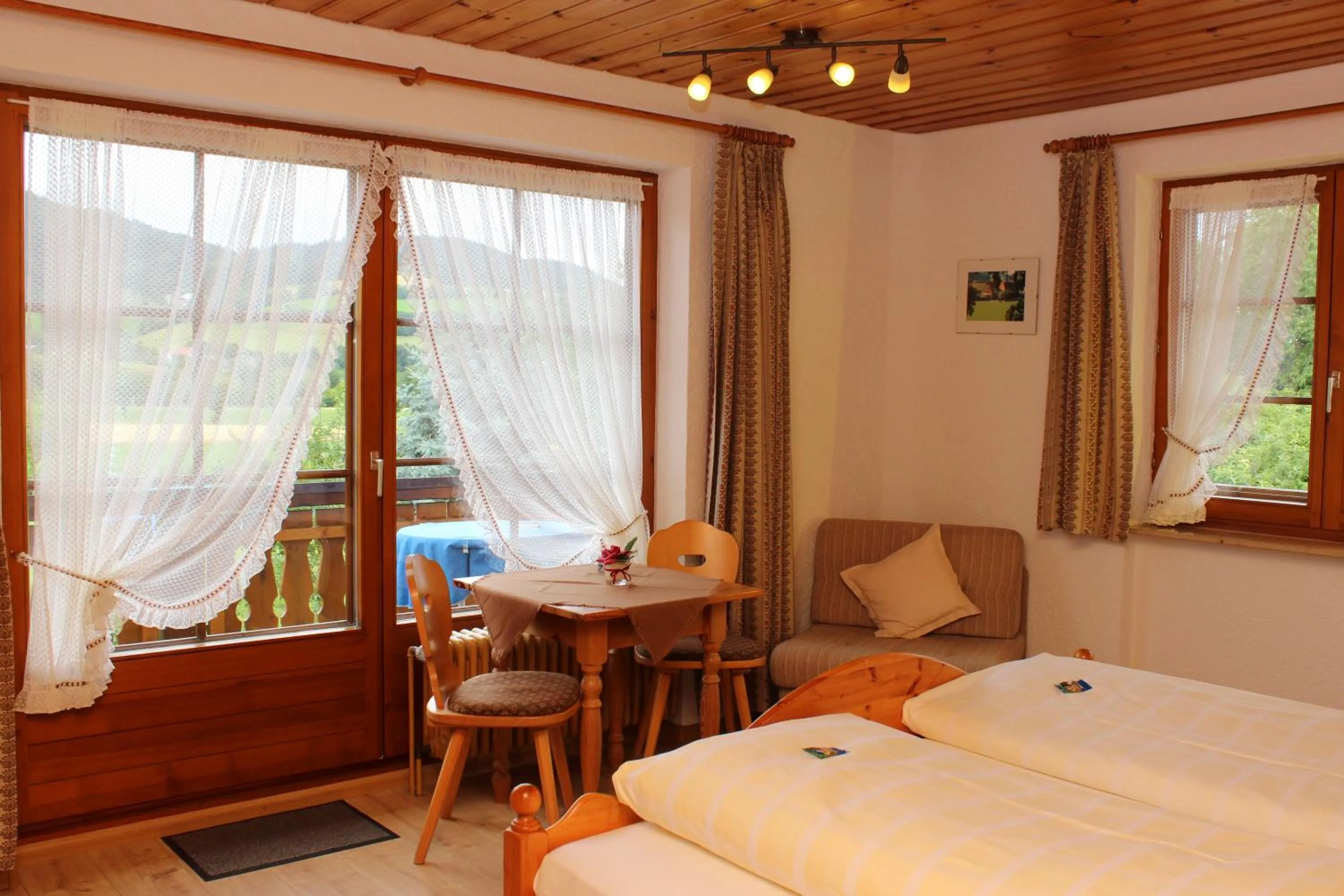 Bedroom, Bed in Landgasthof zum Schützen