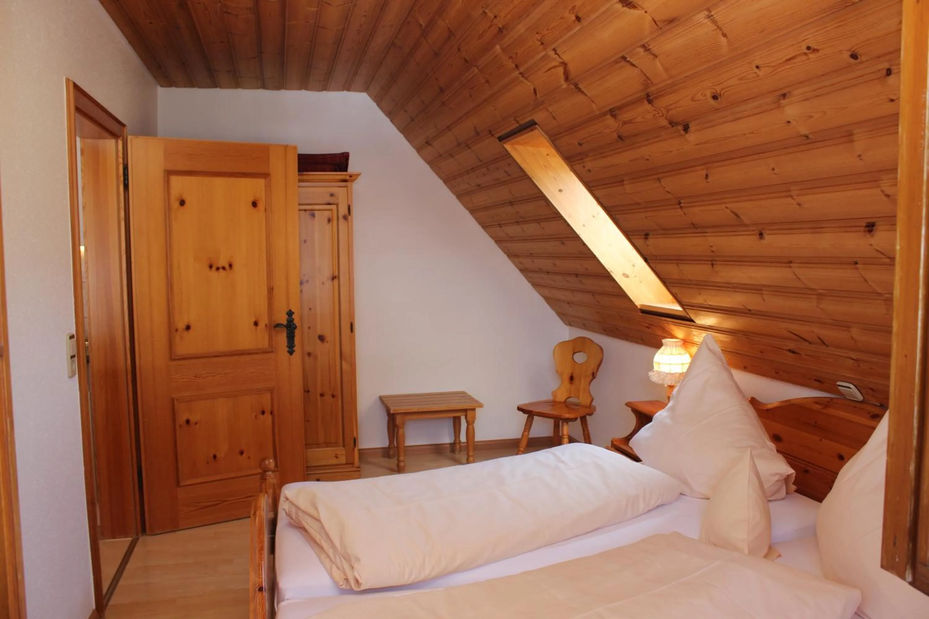 Photo of the whole room, Bed in Landgasthof zum Schützen