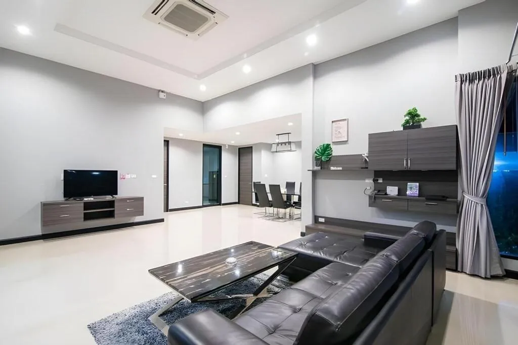 Communal lounge/ TV room in The Sea-Cret Garden Hua Hin