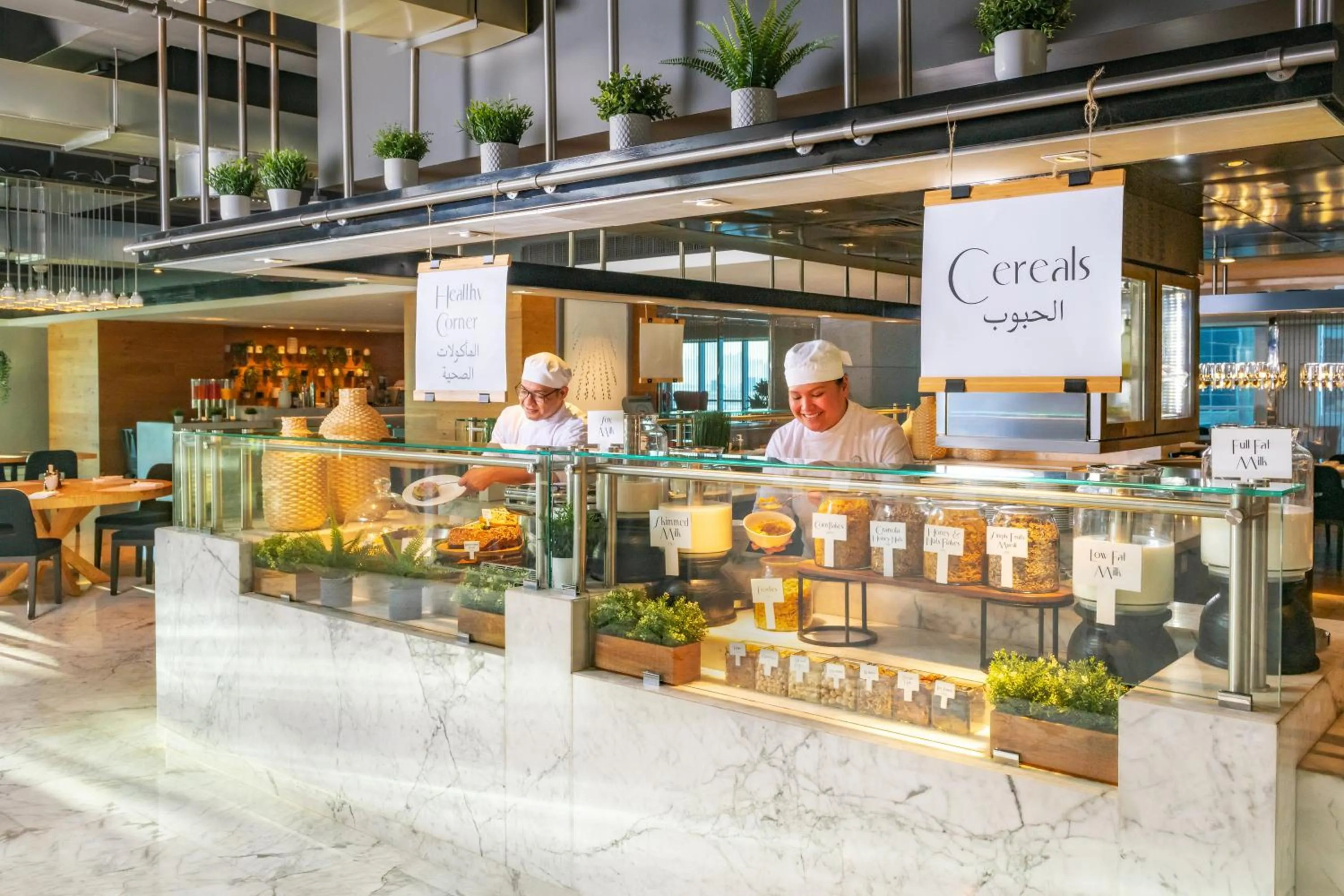 Restaurant/places to eat in Sheraton Grand Hotel, Dubai