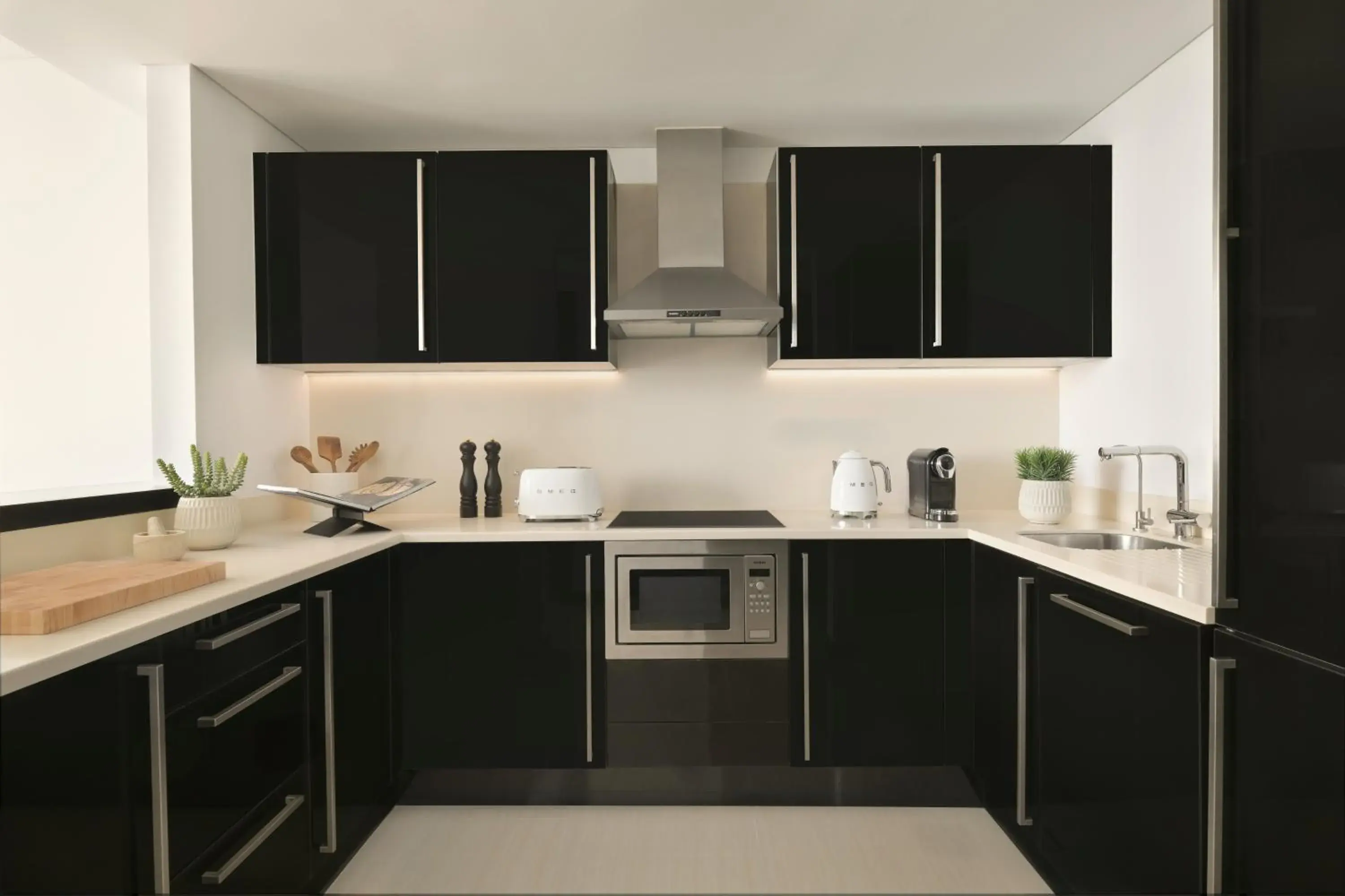 Two Bedroom Apartment, 2 Bedroom Apartment, Skyline view in Sheraton Grand Hotel, Dubai Two Bedroom Apartment, 2 Bedroom Apartment, Skyline view in Sheraton Grand Hotel, Dubai