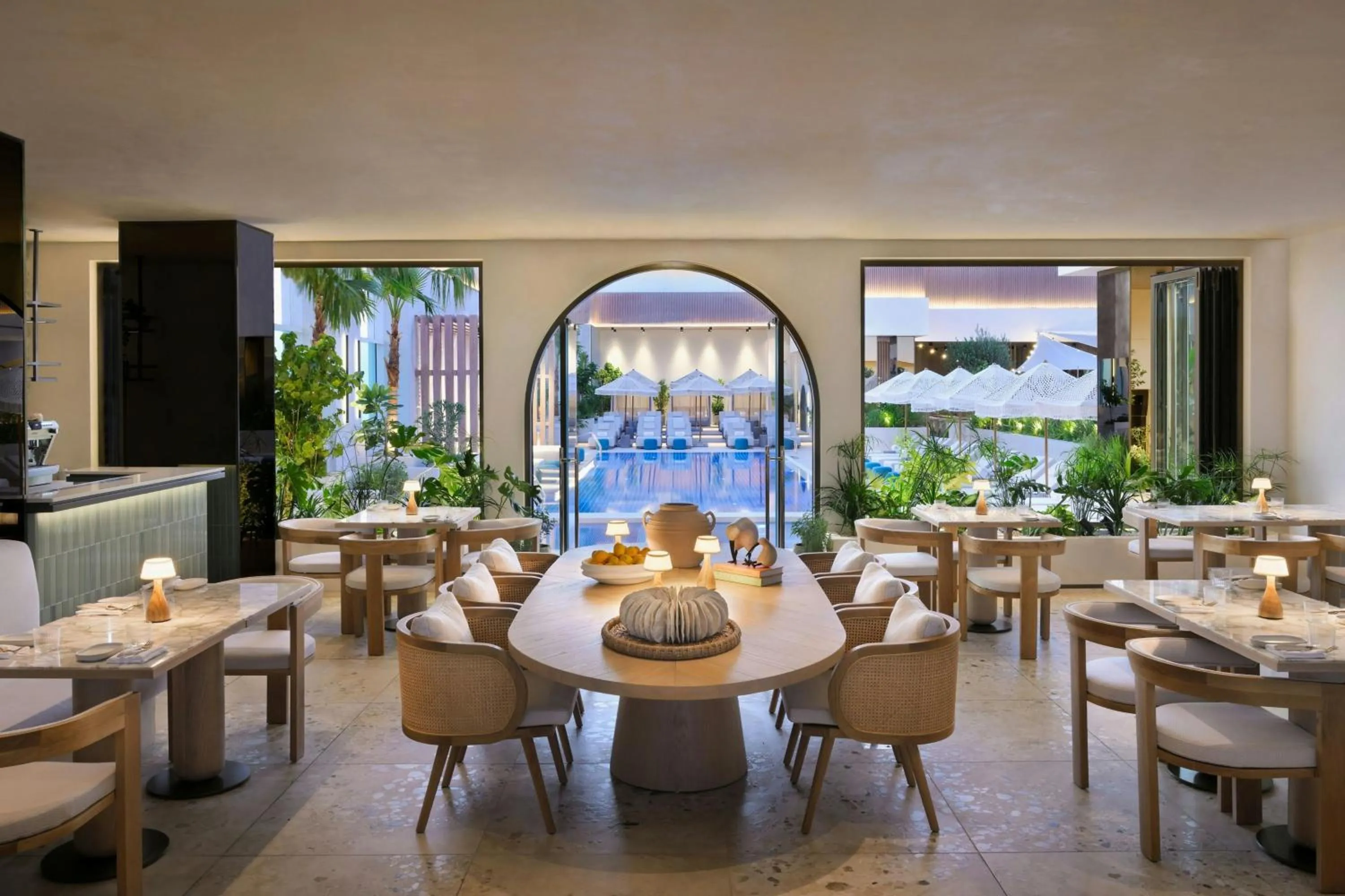 Restaurant/places to eat in Sheraton Grand Hotel, Dubai