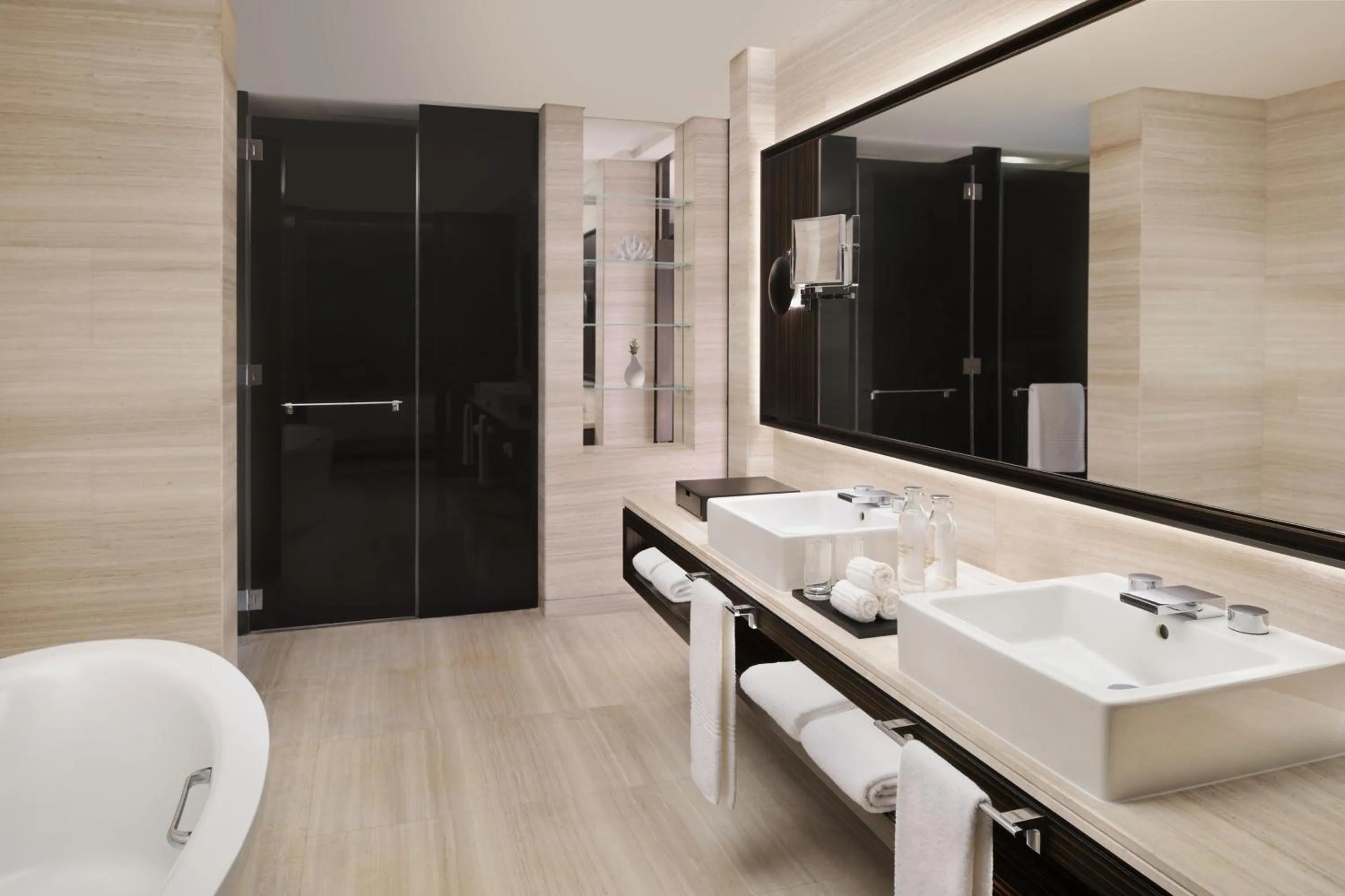 Bathroom in Sheraton Grand Hotel, Dubai