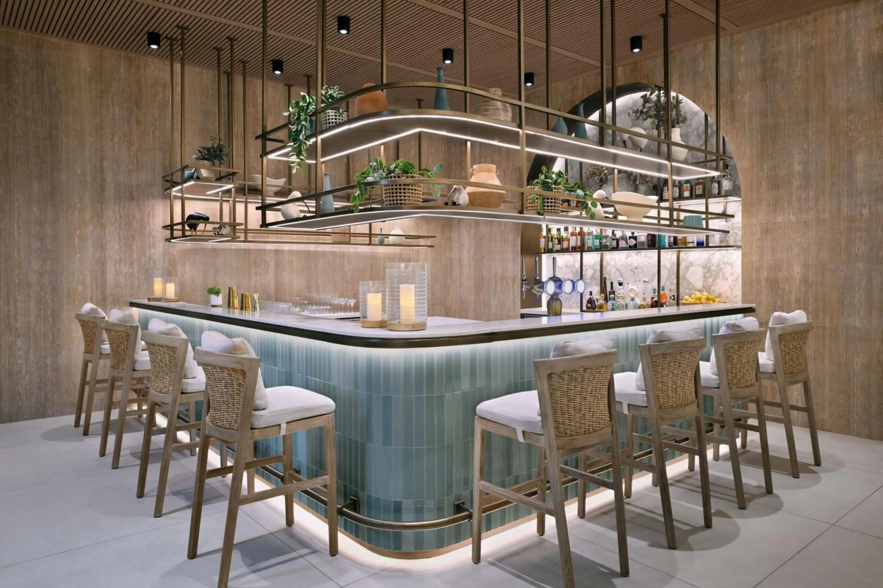 Restaurant/places to eat in Sheraton Grand Hotel, Dubai