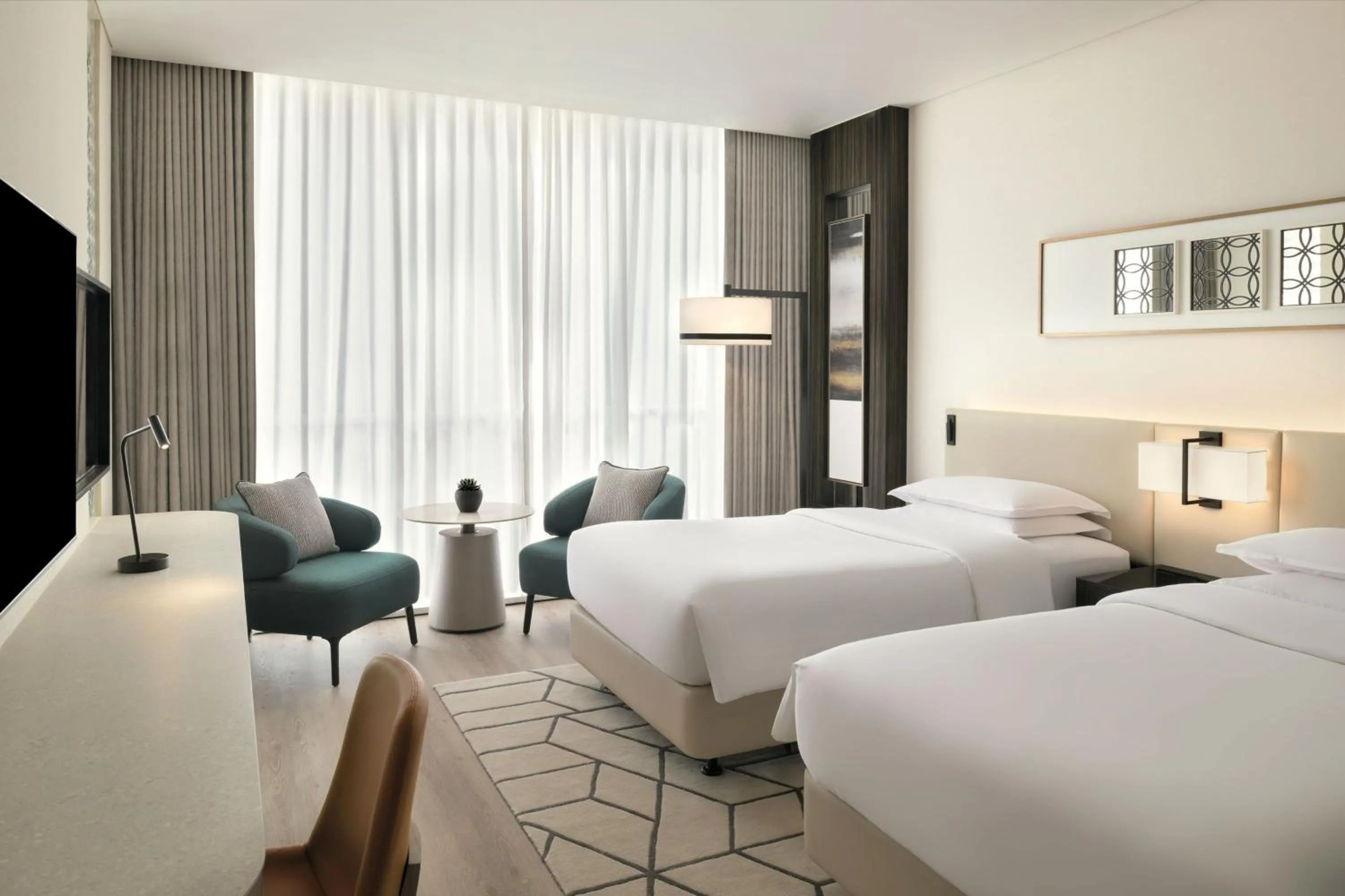 Bedroom, Bed in Sheraton Grand Hotel, Dubai