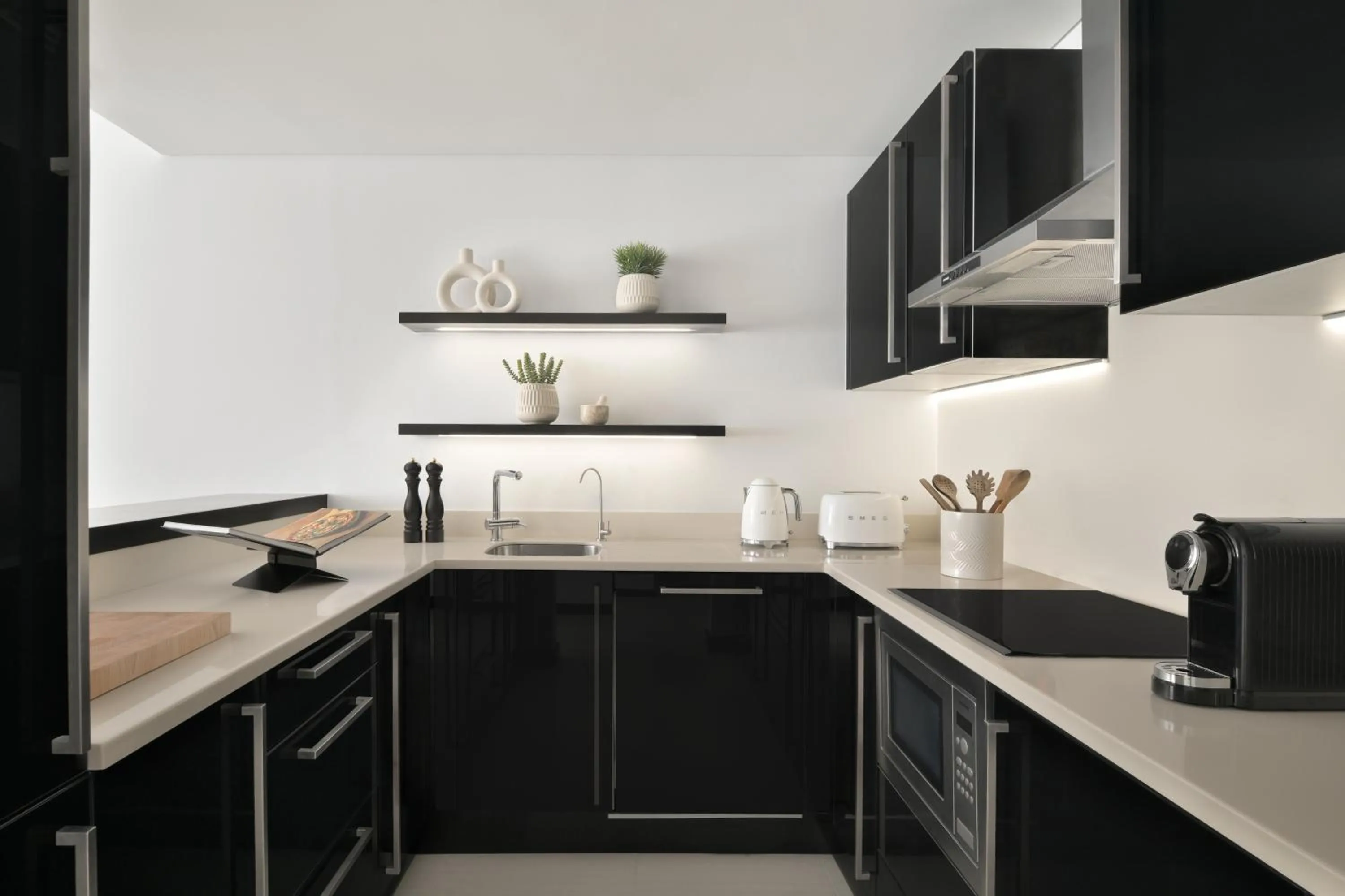 Kitchen or kitchenette in Sheraton Grand Hotel, Dubai