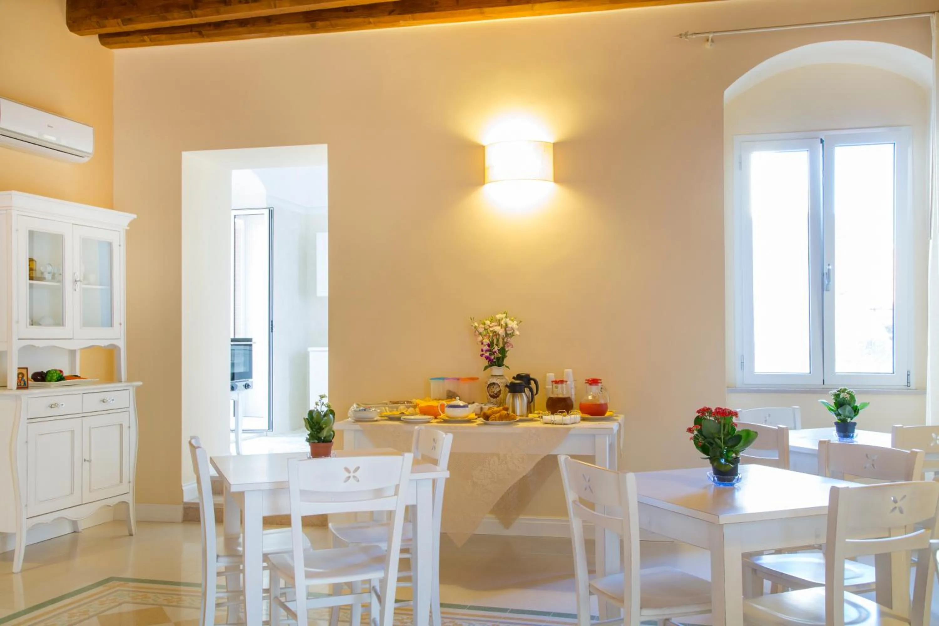 Restaurant/places to eat in B&B Monsignore