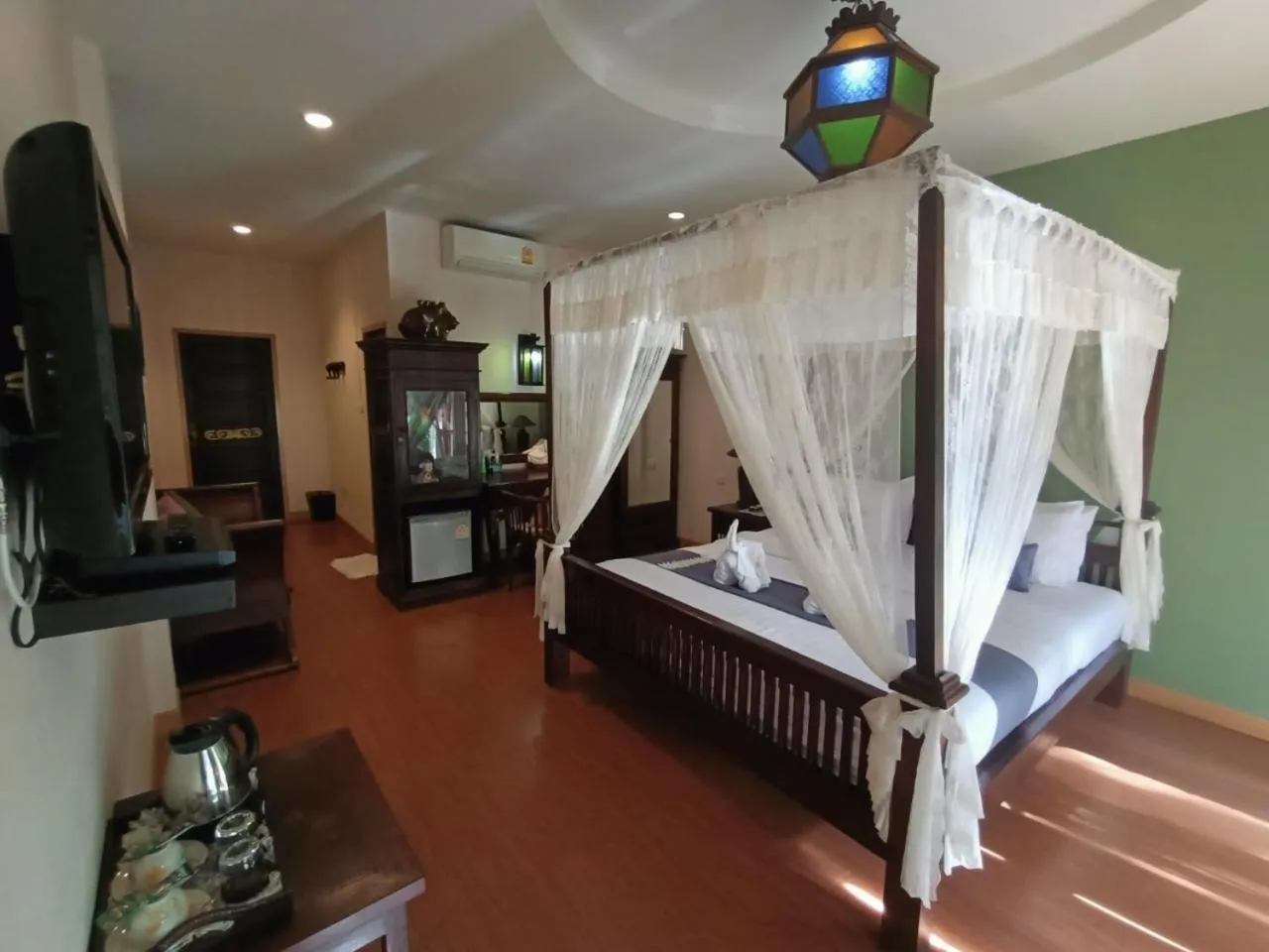 Bed in P.Paradise Hotel