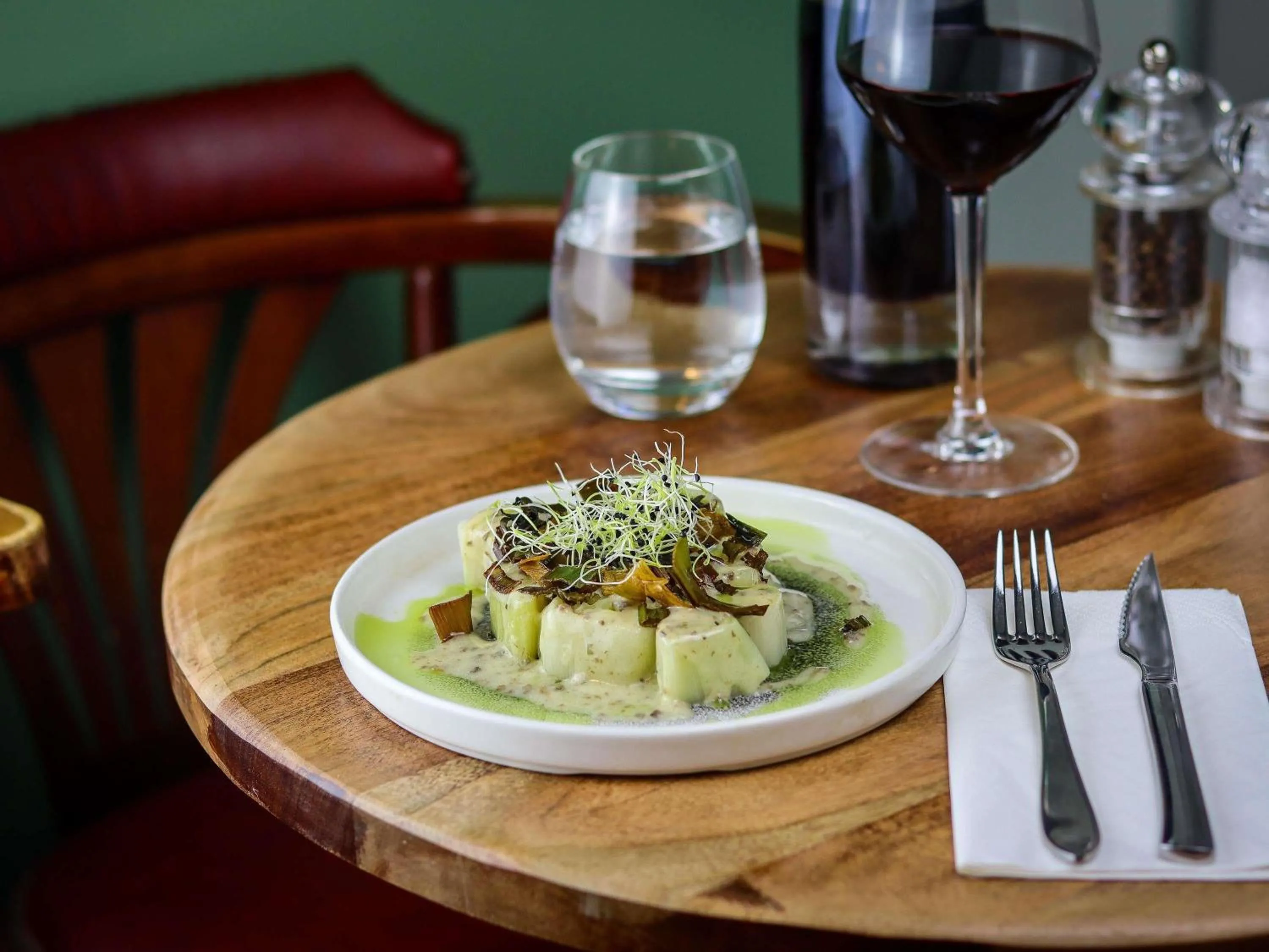 Restaurant/places to eat in Greet Hotel Lyon Confluence