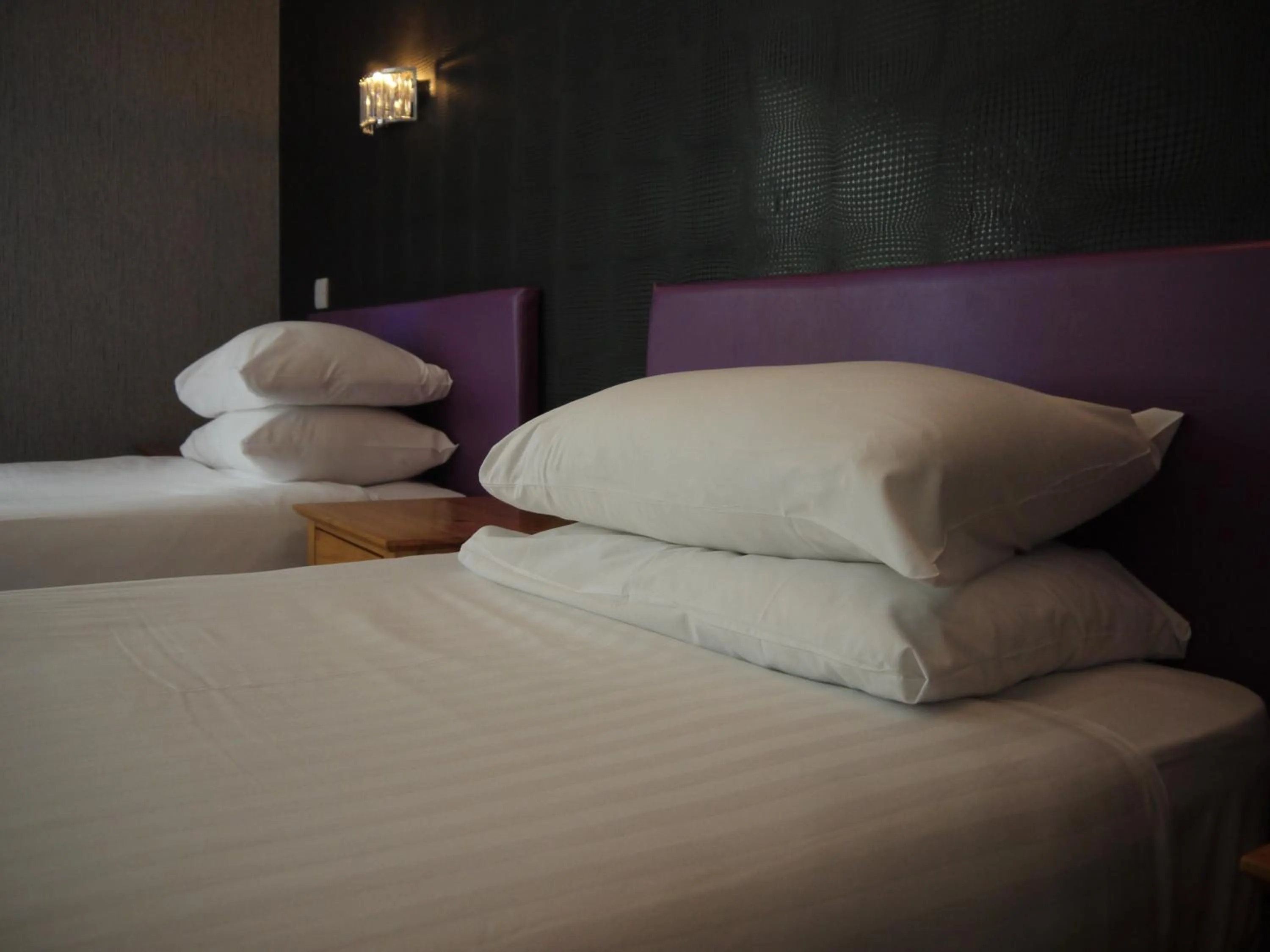 Twin Room in Dartmoor Lodge Hotel