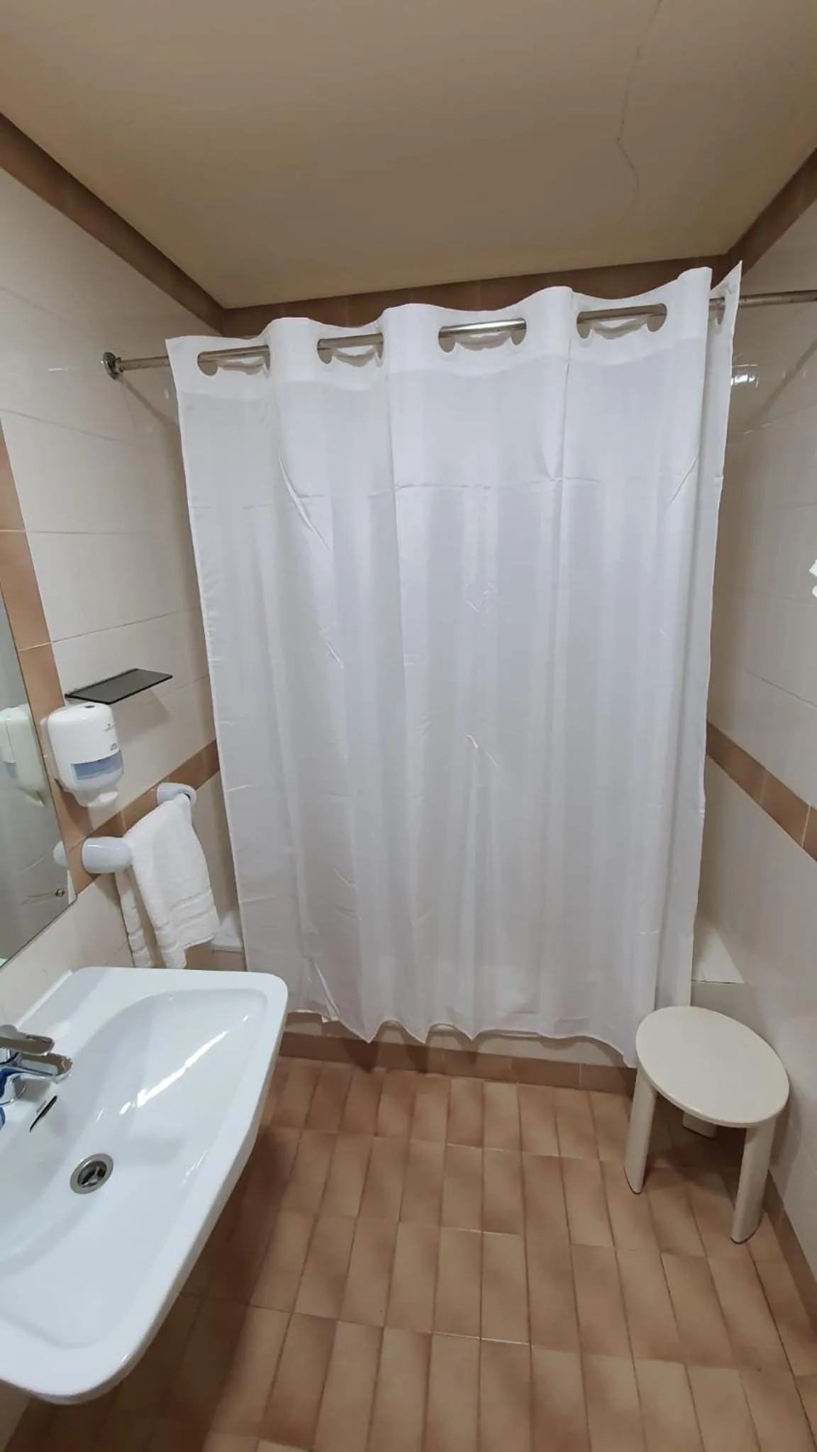 Bathroom in Hotel Jopi