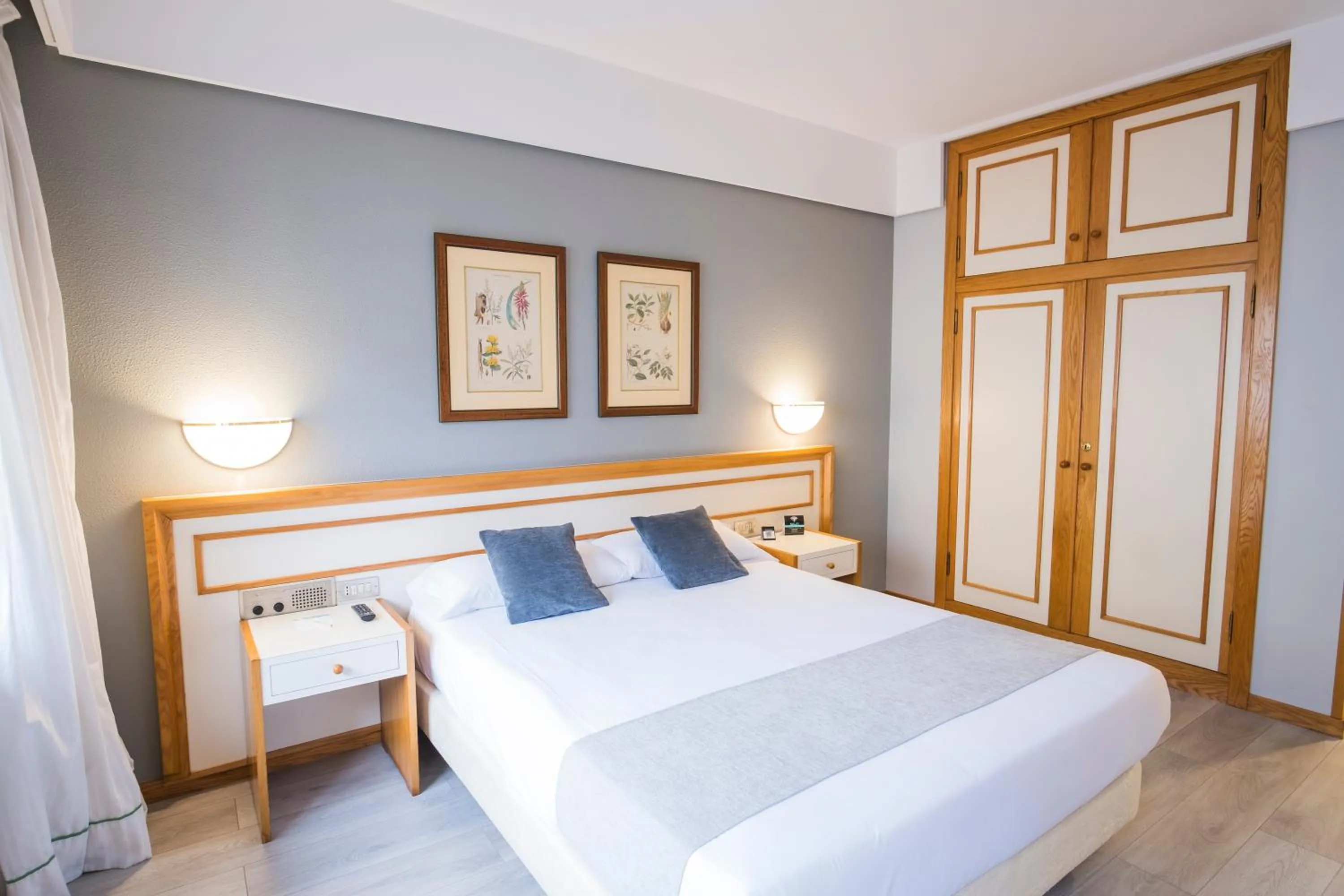 Bedroom, Bed in Hotel Alda Boiro