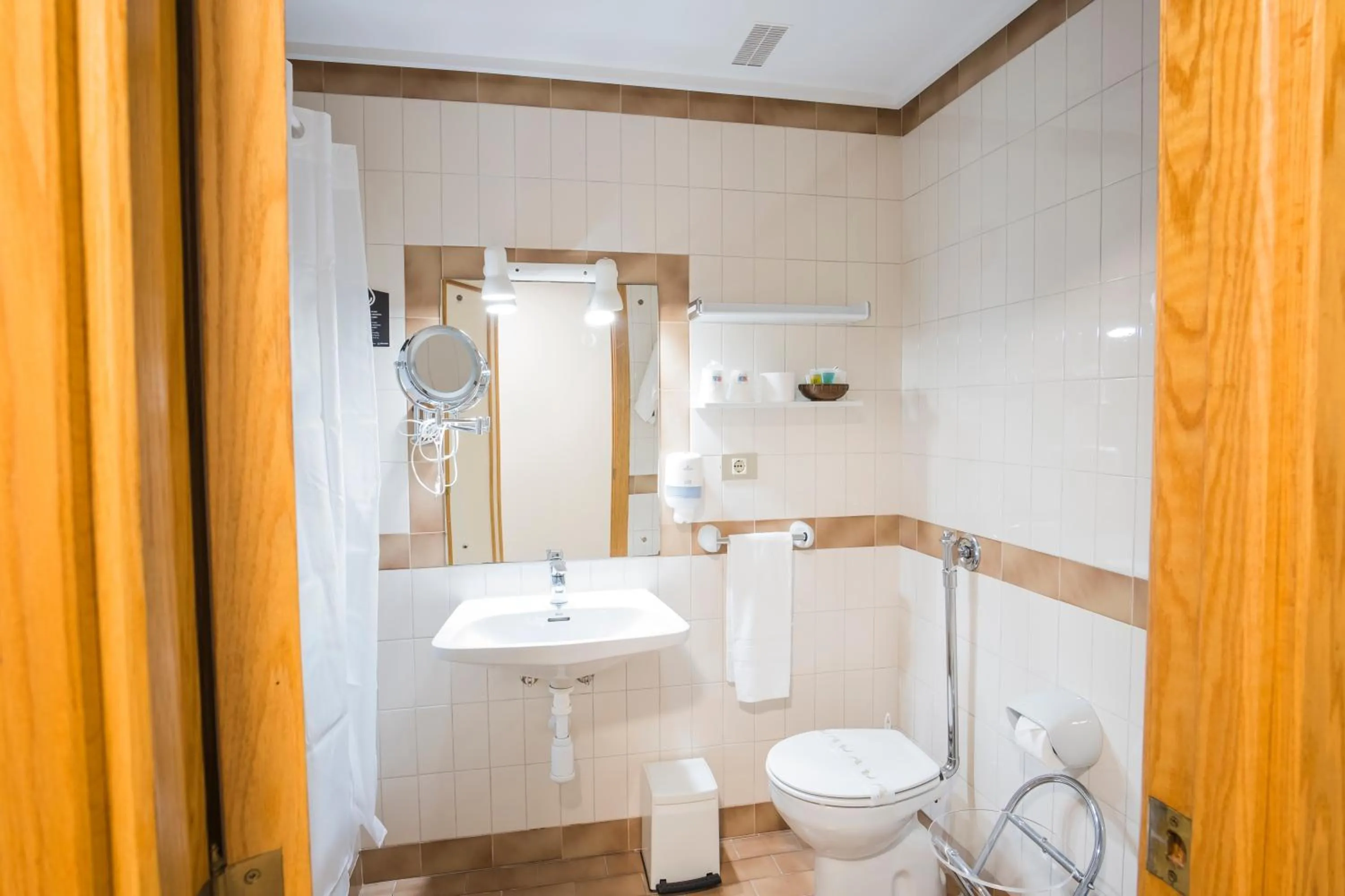 Bathroom in Hotel Alda Boiro