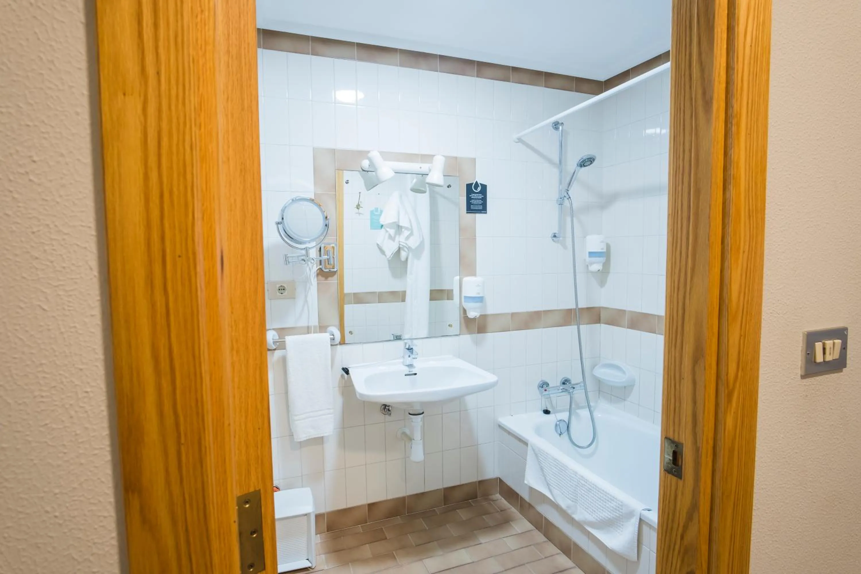 Bathroom in Hotel Alda Boiro