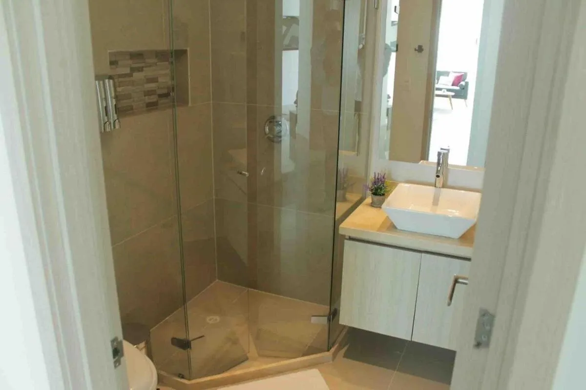 Toilet in U-GO Edificio Murano Elite Bocagrande Frente al Mar