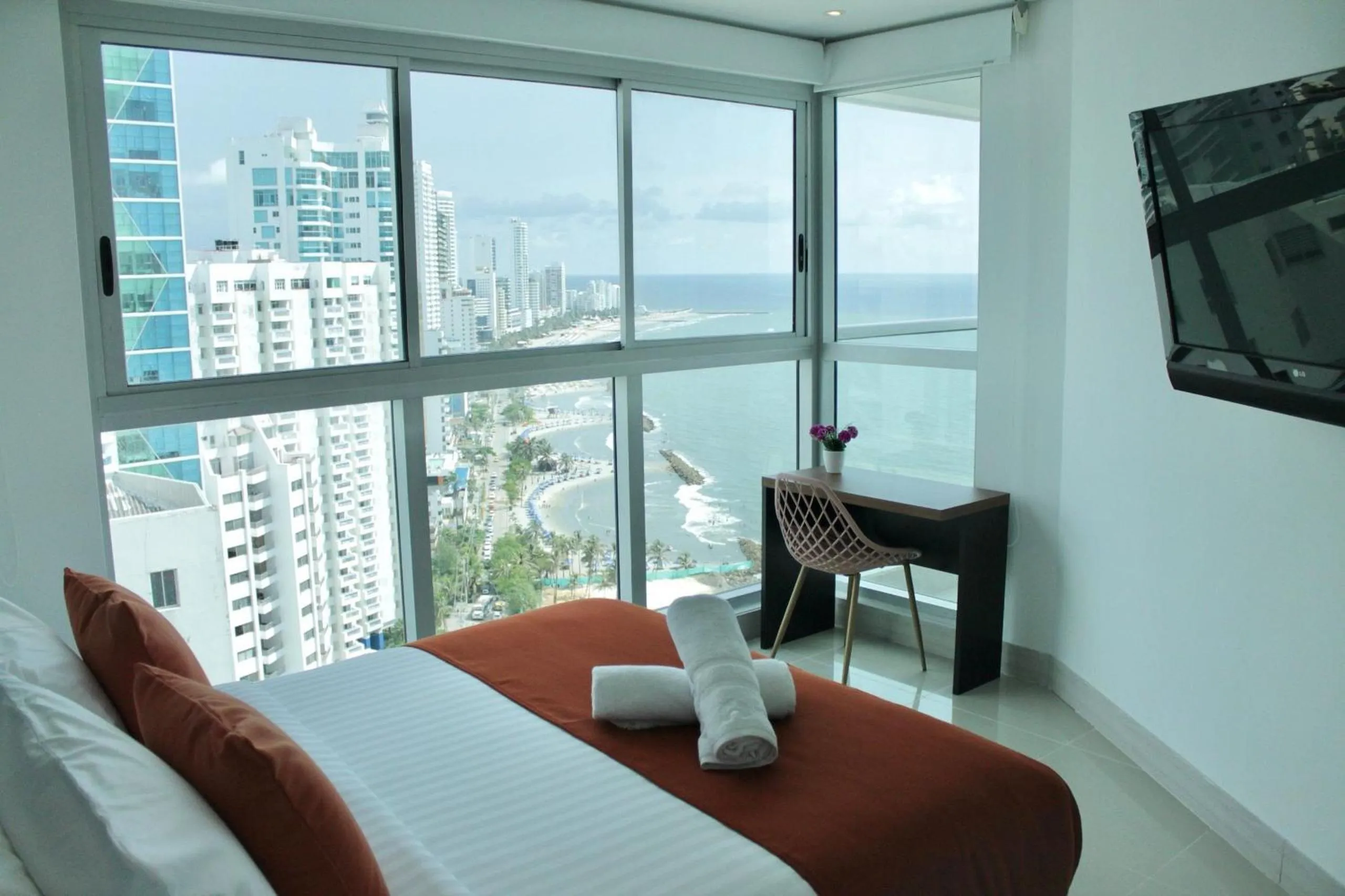 Photo of the whole room, Bed in U-GO Edificio Murano Elite Bocagrande Frente al Mar