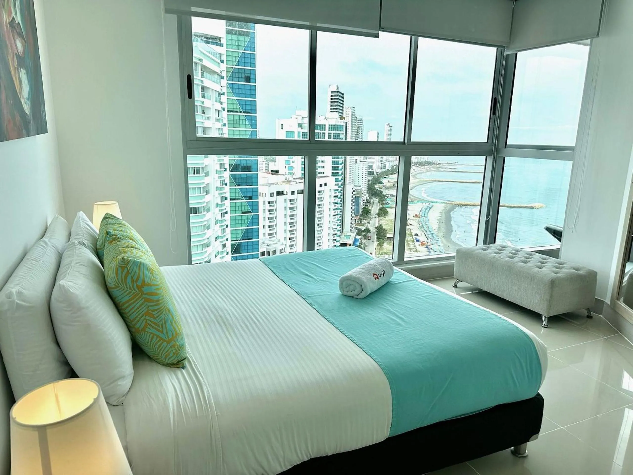 Photo of the whole room, Bed in U-GO Edificio Murano Elite Bocagrande Frente al Mar