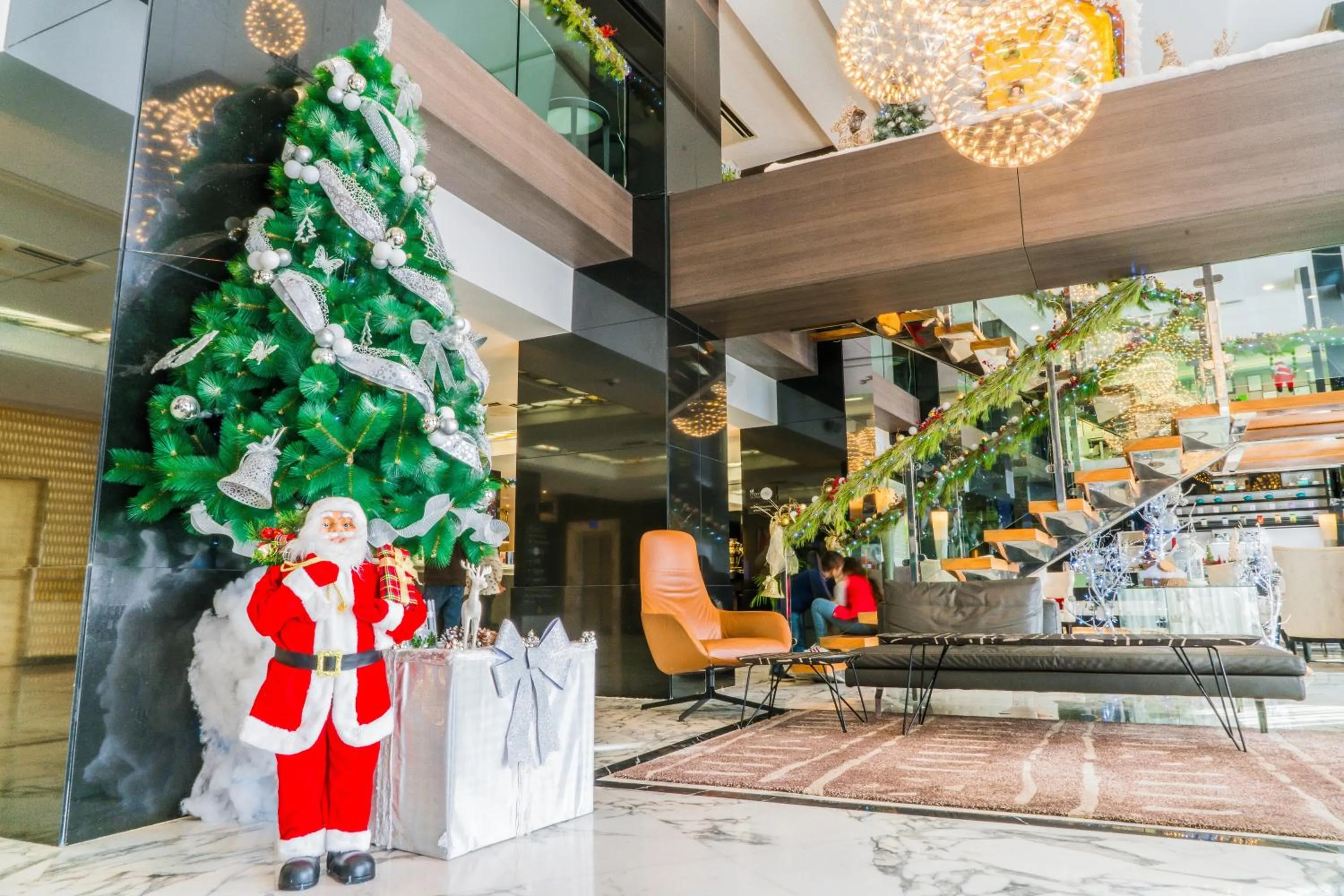 Royal Tulip City Center