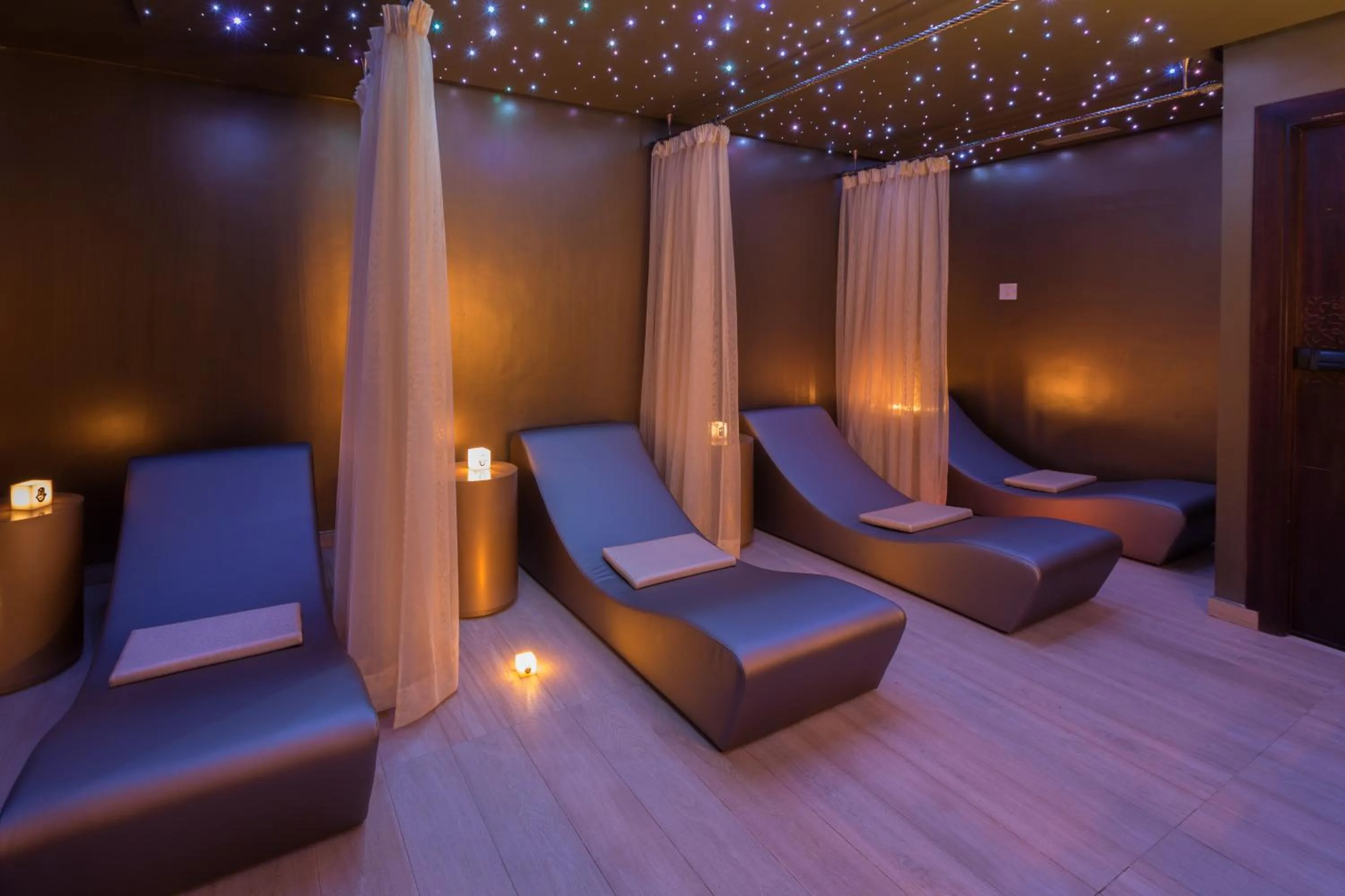 Royal Tulip City Center