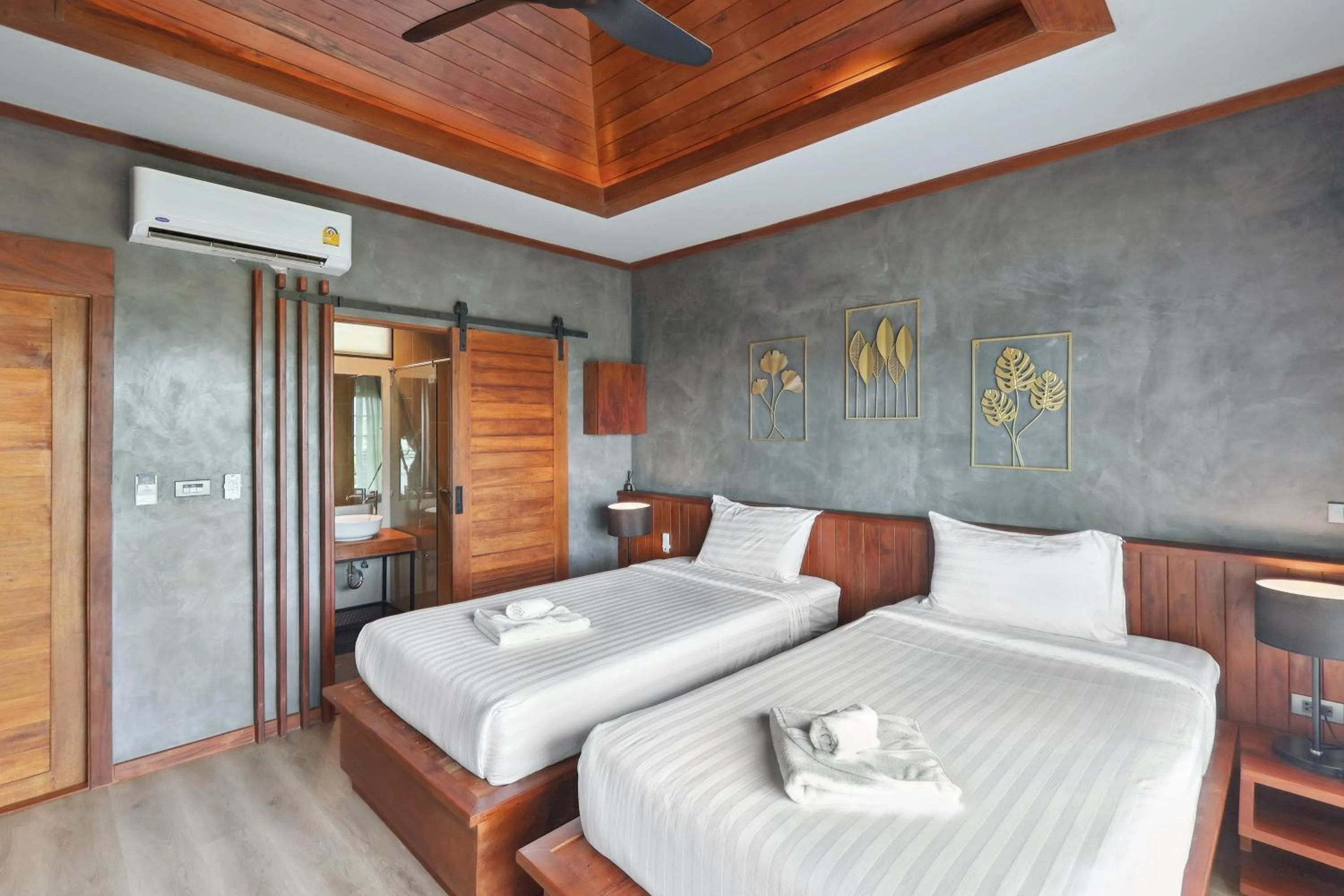 Bed in Pha Lae Tawan@Siray