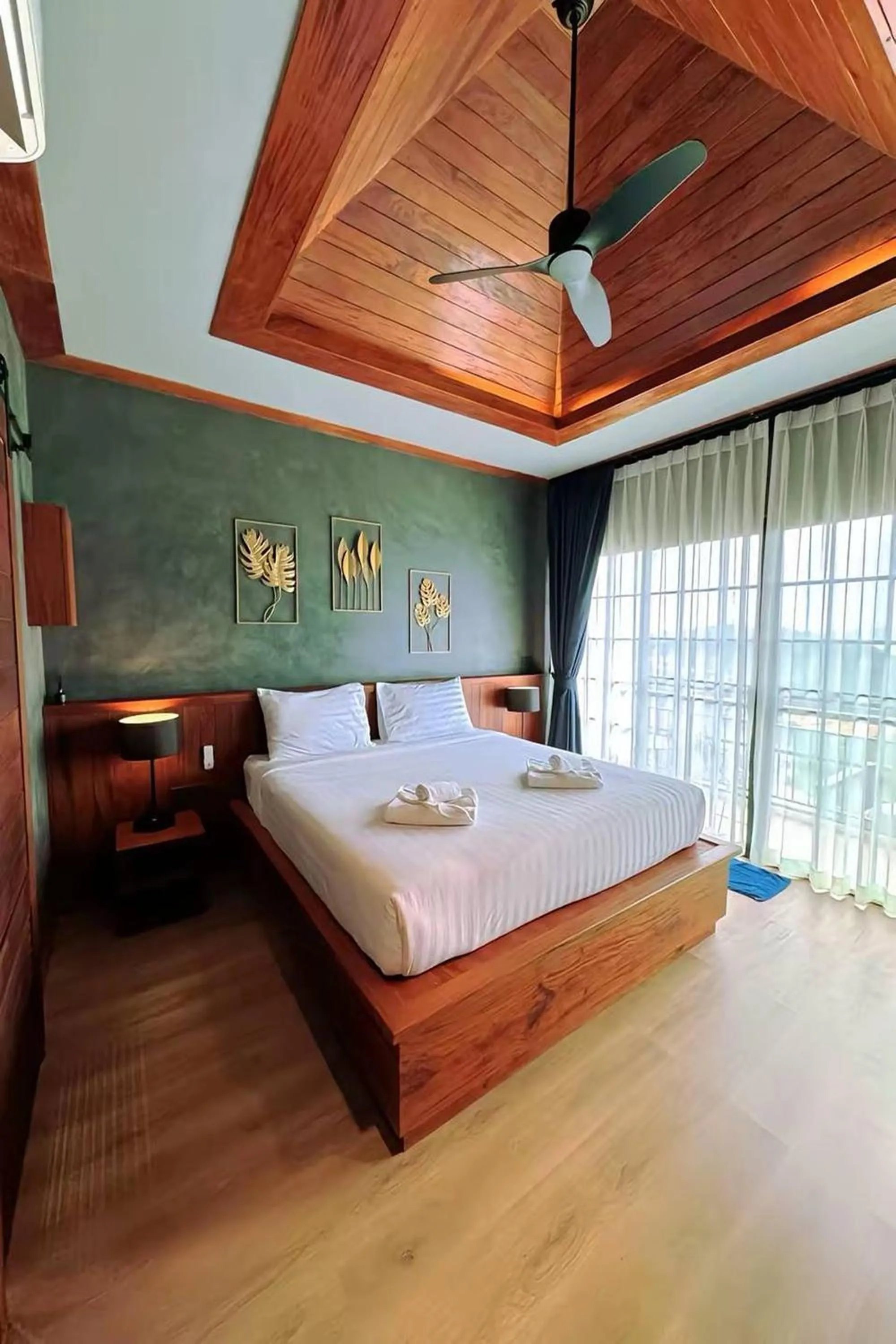 Bed in Pha Lae Tawan@Siray