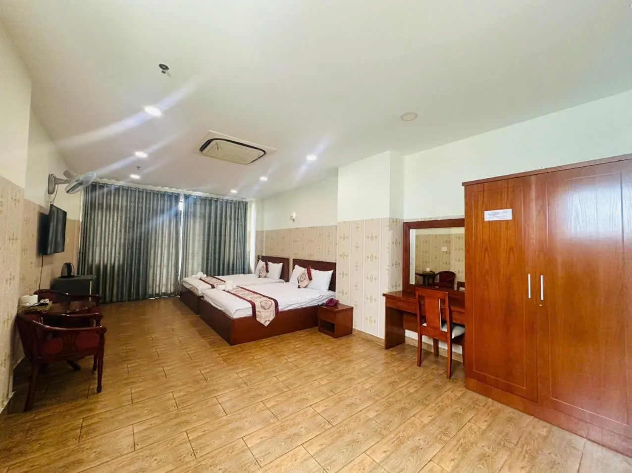 Bedroom in Dũng India Hotel