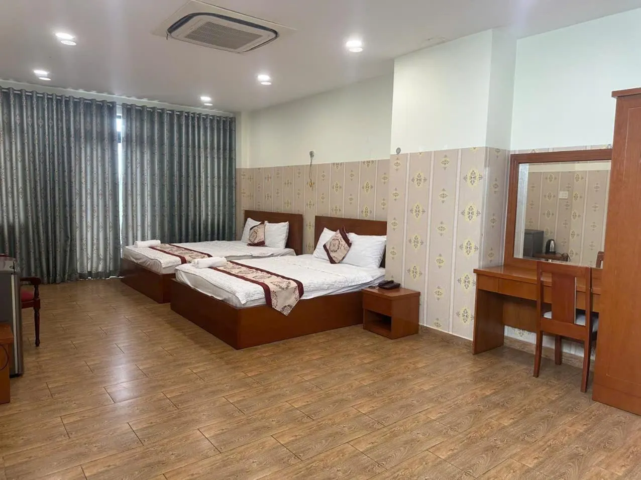 Bedroom in Dũng India Hotel