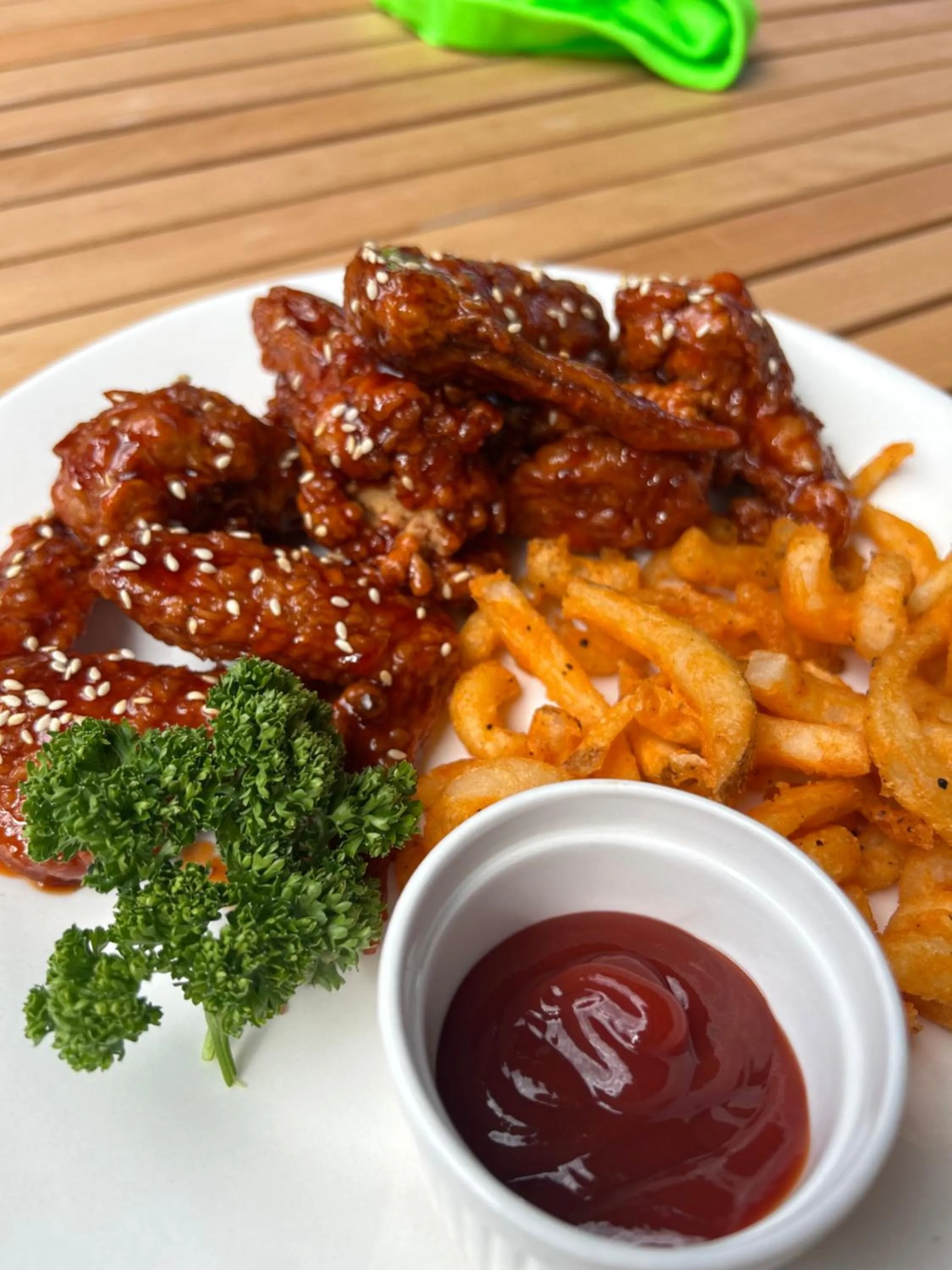 Food in Clark CU Hotel