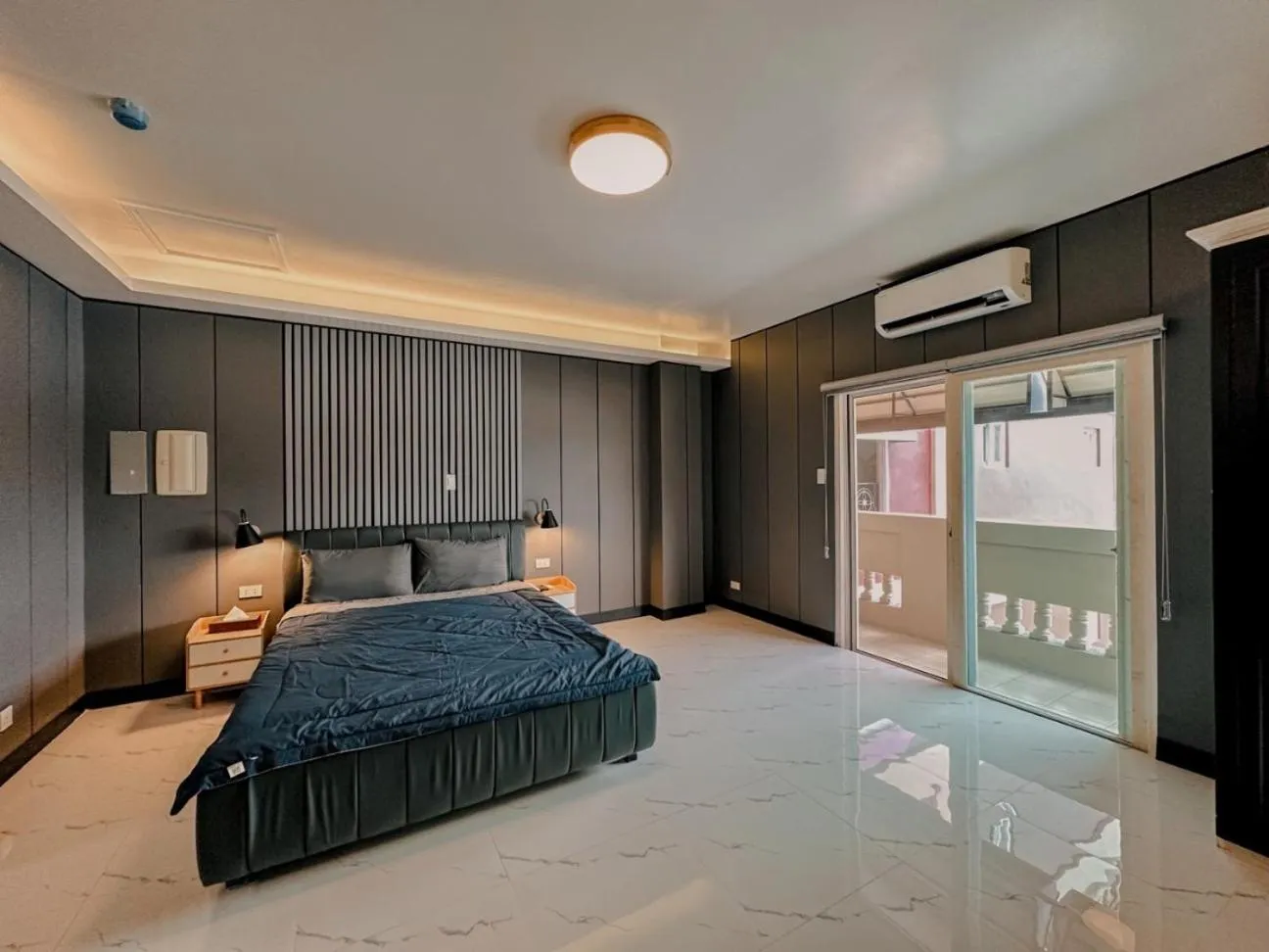 Bed in Clark CU Hotel