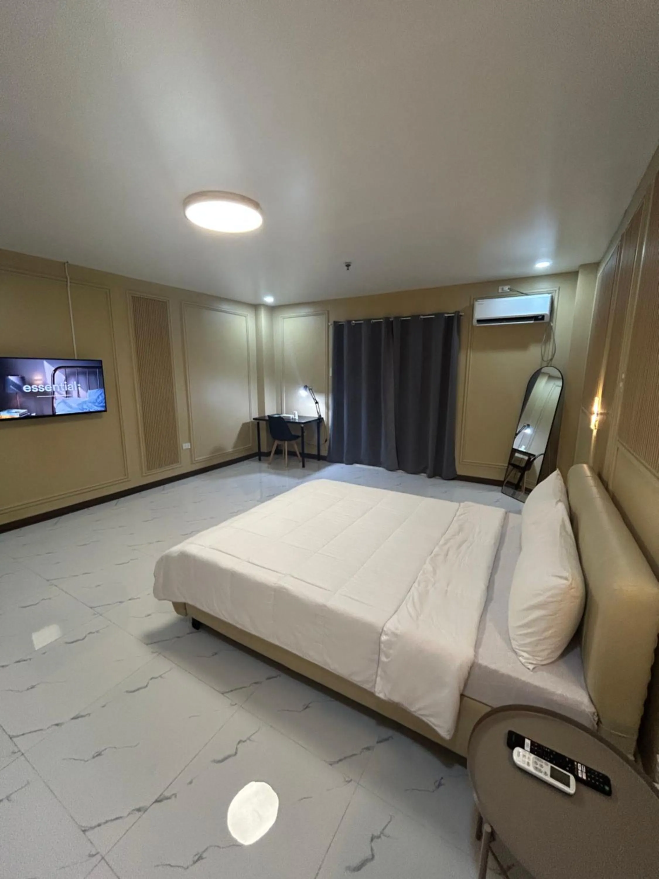 Bed in Clark CU Hotel