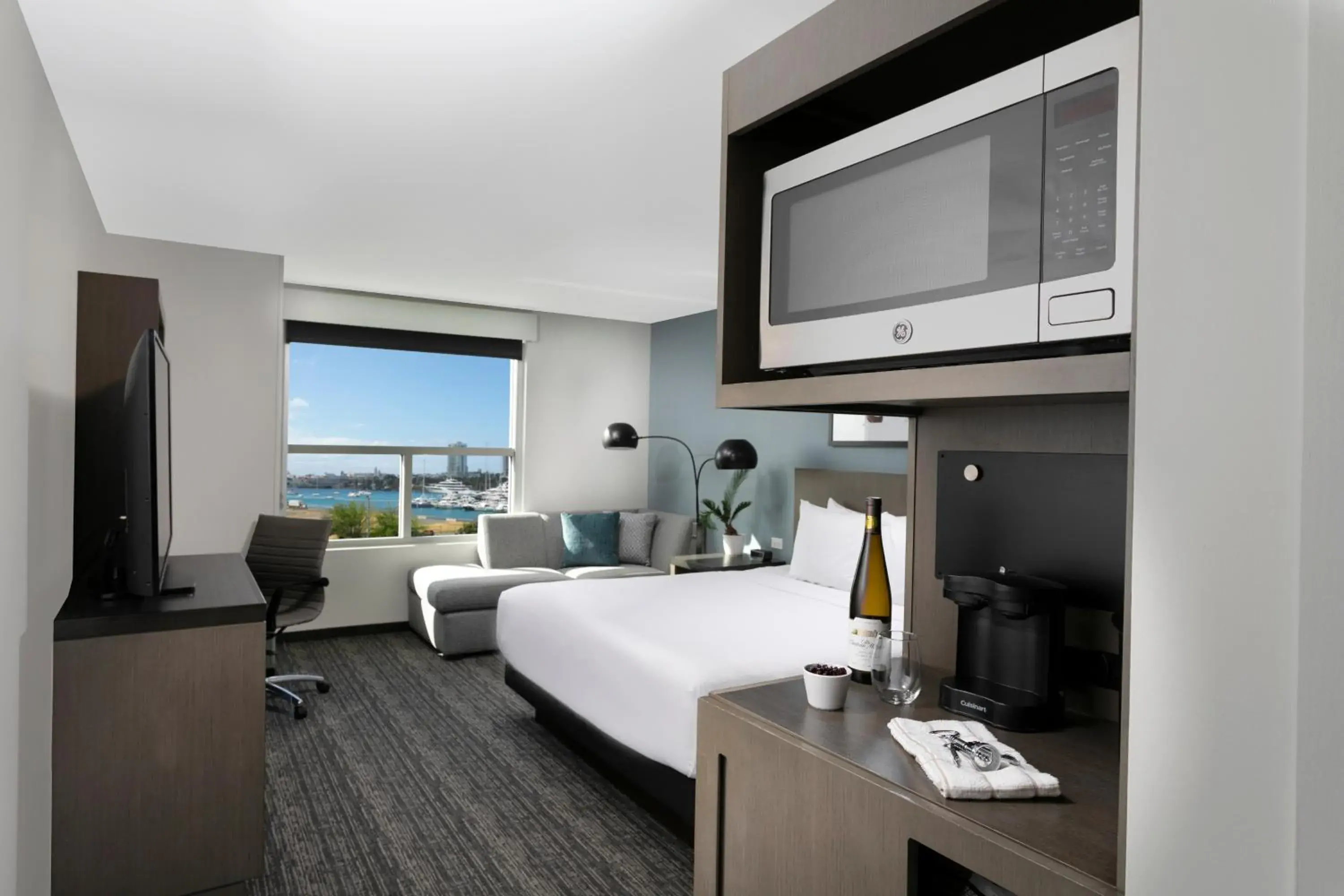 King Room with Bay View in Hyatt House San Juan King Room with Bay View in Hyatt House San Juan