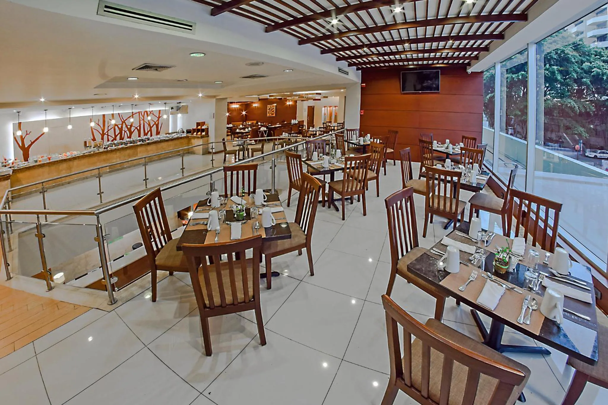 Restaurant/places to eat in Holiday Inn Guatemala by IHG