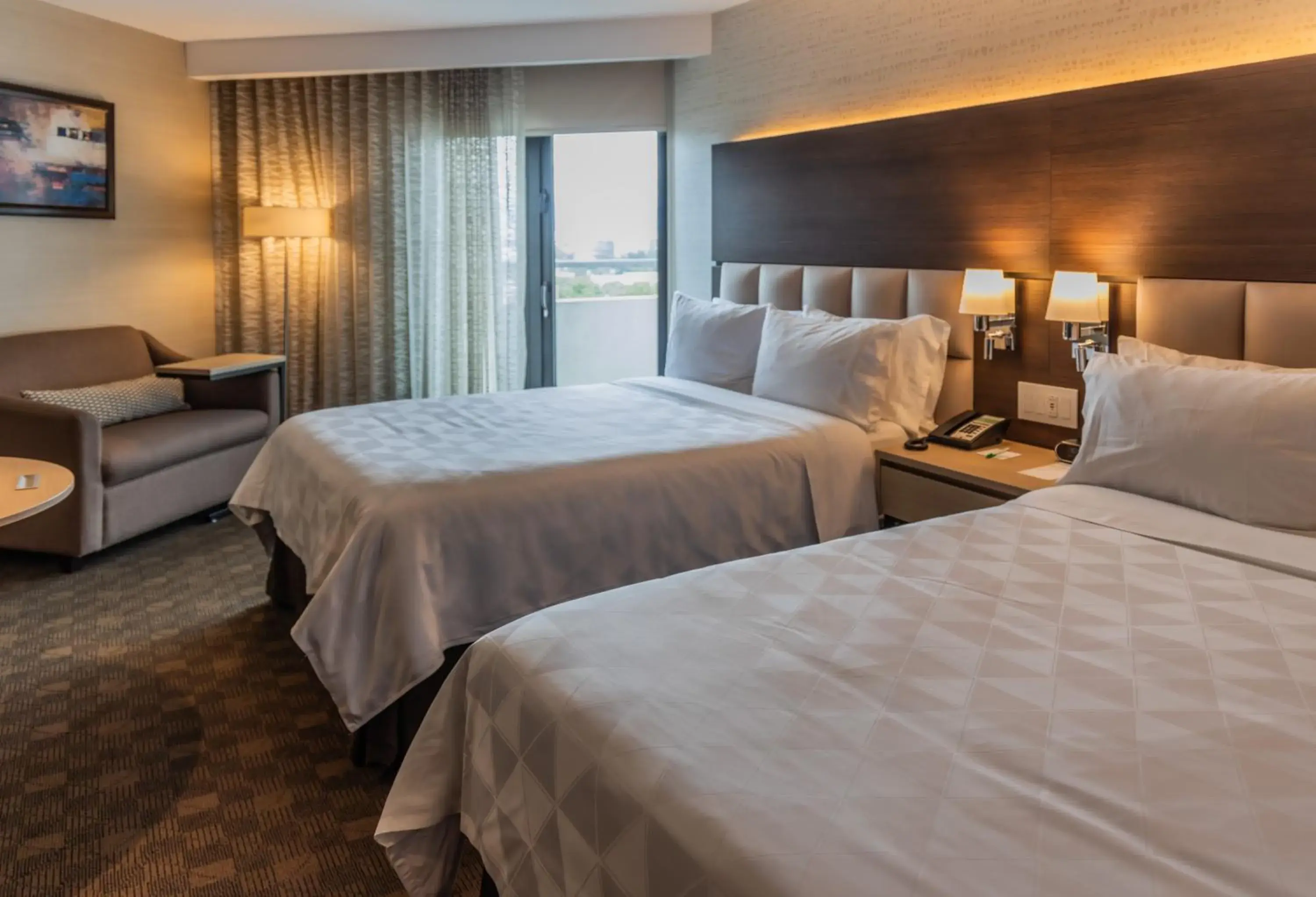 Standard Double Room with Balcony in Holiday Inn Guatemala by IHG Standard Double Room with Balcony in Holiday Inn Guatemala by IHG