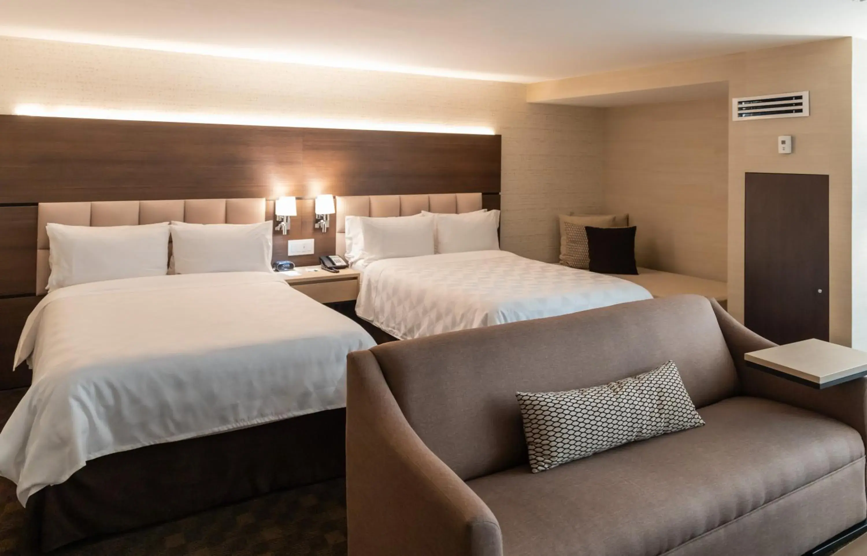 Double Suite with Two Double Beds - Non-Smoking in Holiday Inn Guatemala by IHG Double Suite with Two Double Beds - Non-Smoking in Holiday Inn Guatemala by IHG