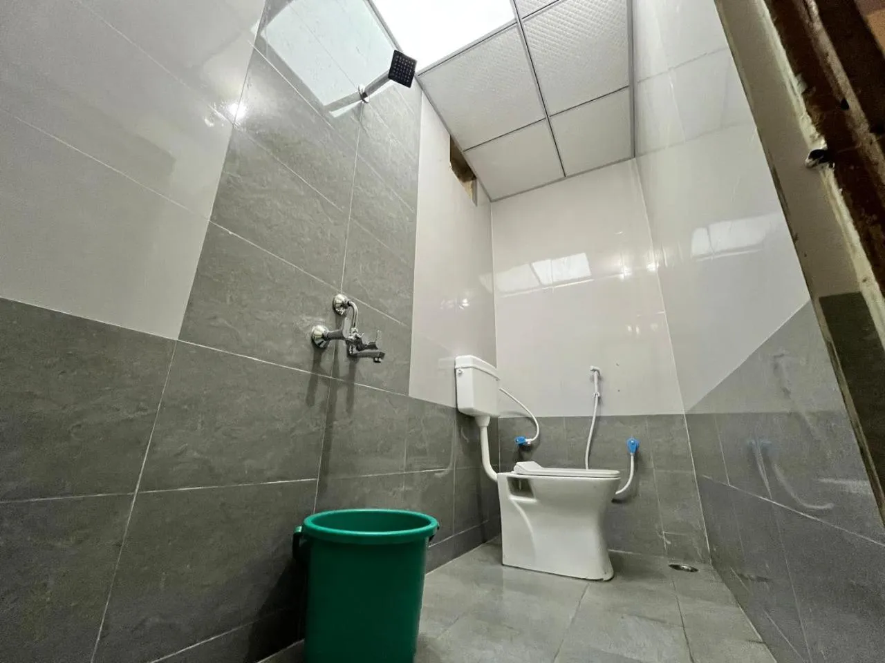 Shower in Hotel Raghunath Residency Niwas