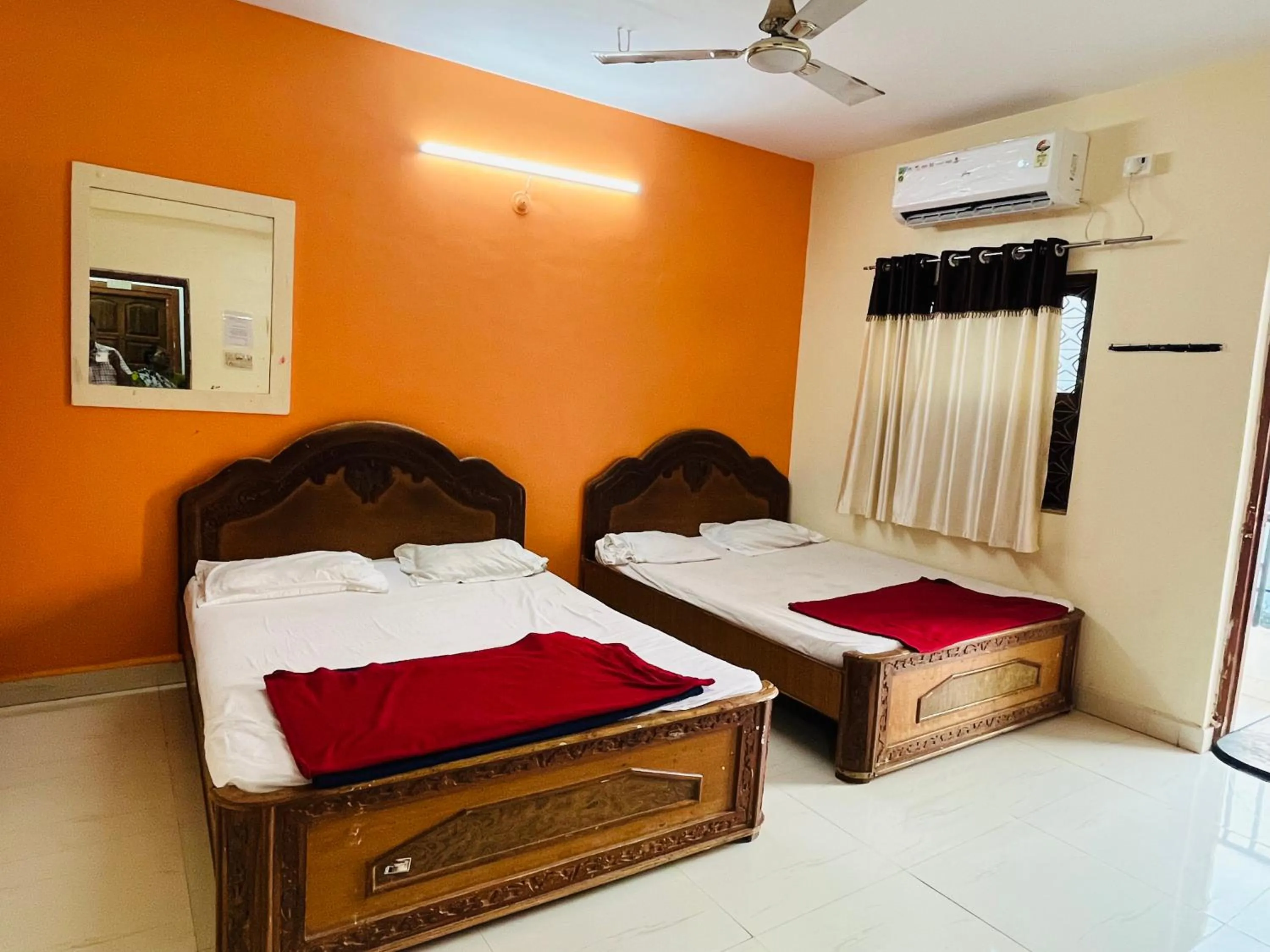Bed in Hotel Raghunath Residency Niwas