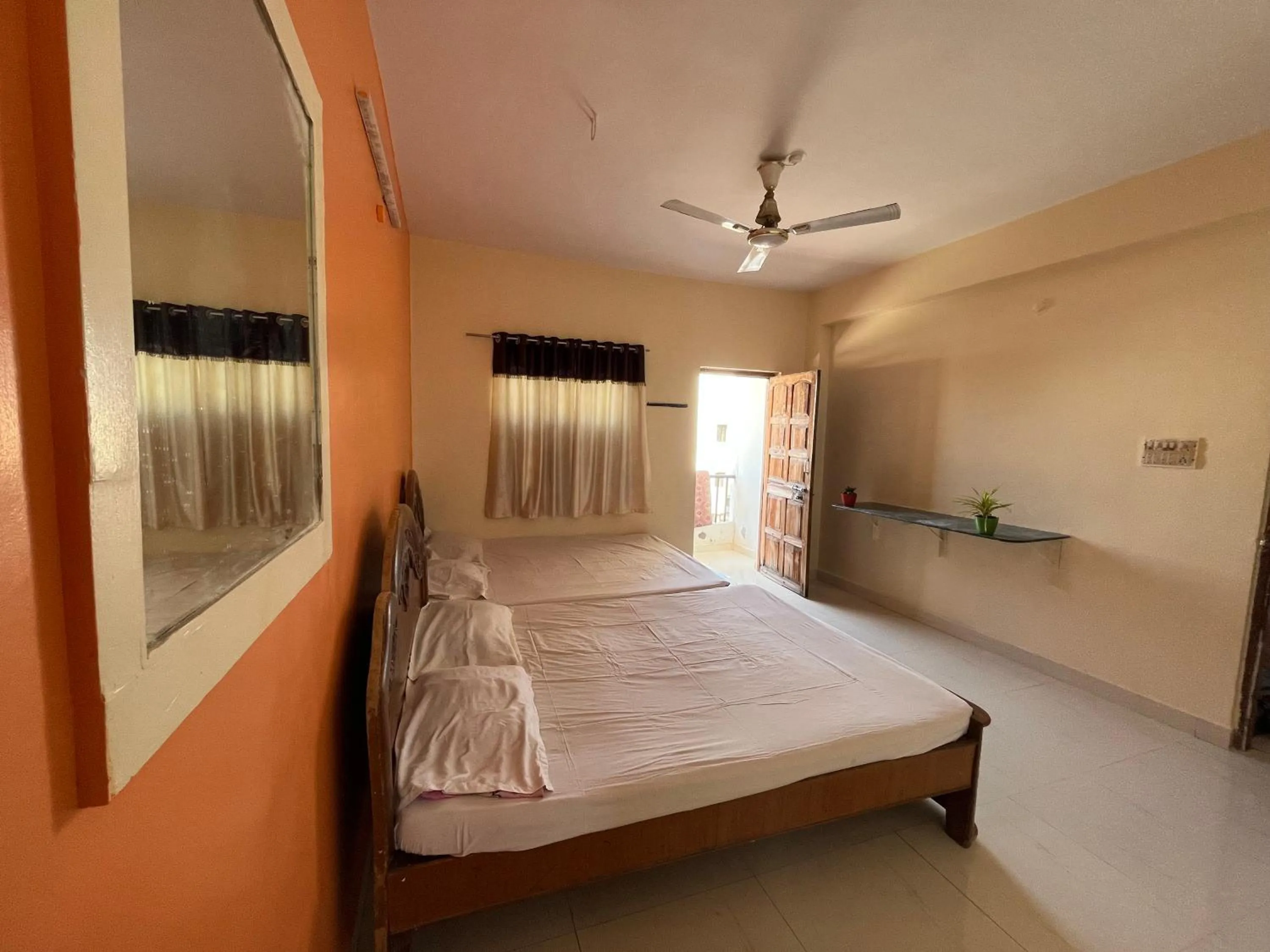 Bed in Hotel Raghunath Residency Niwas