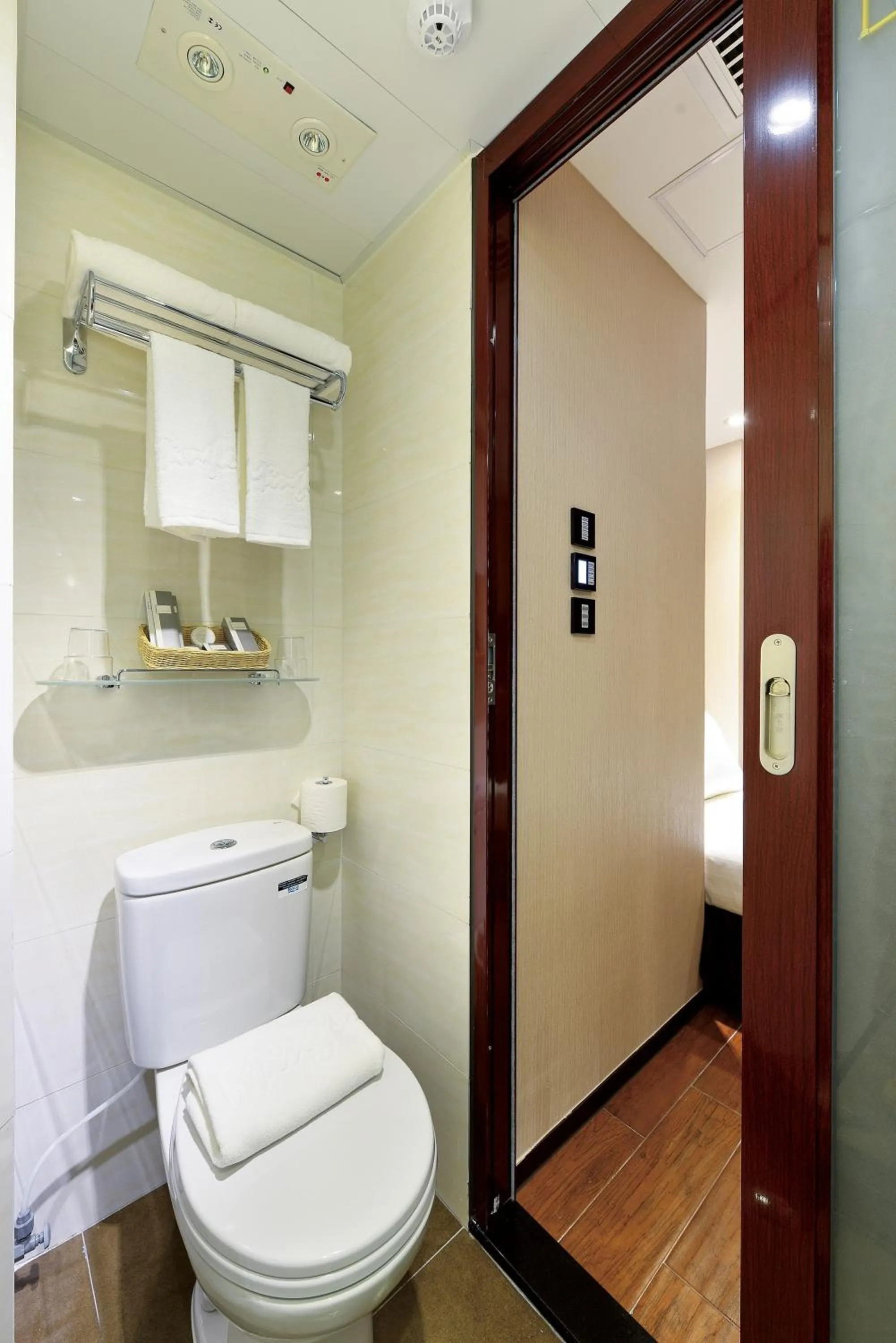 Bathroom in The Shai Red - formerly Mingle in The Shai