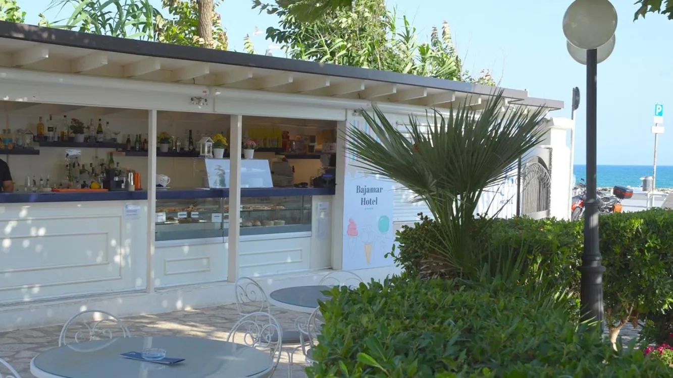 BAJAMAR BEACH HOTEL