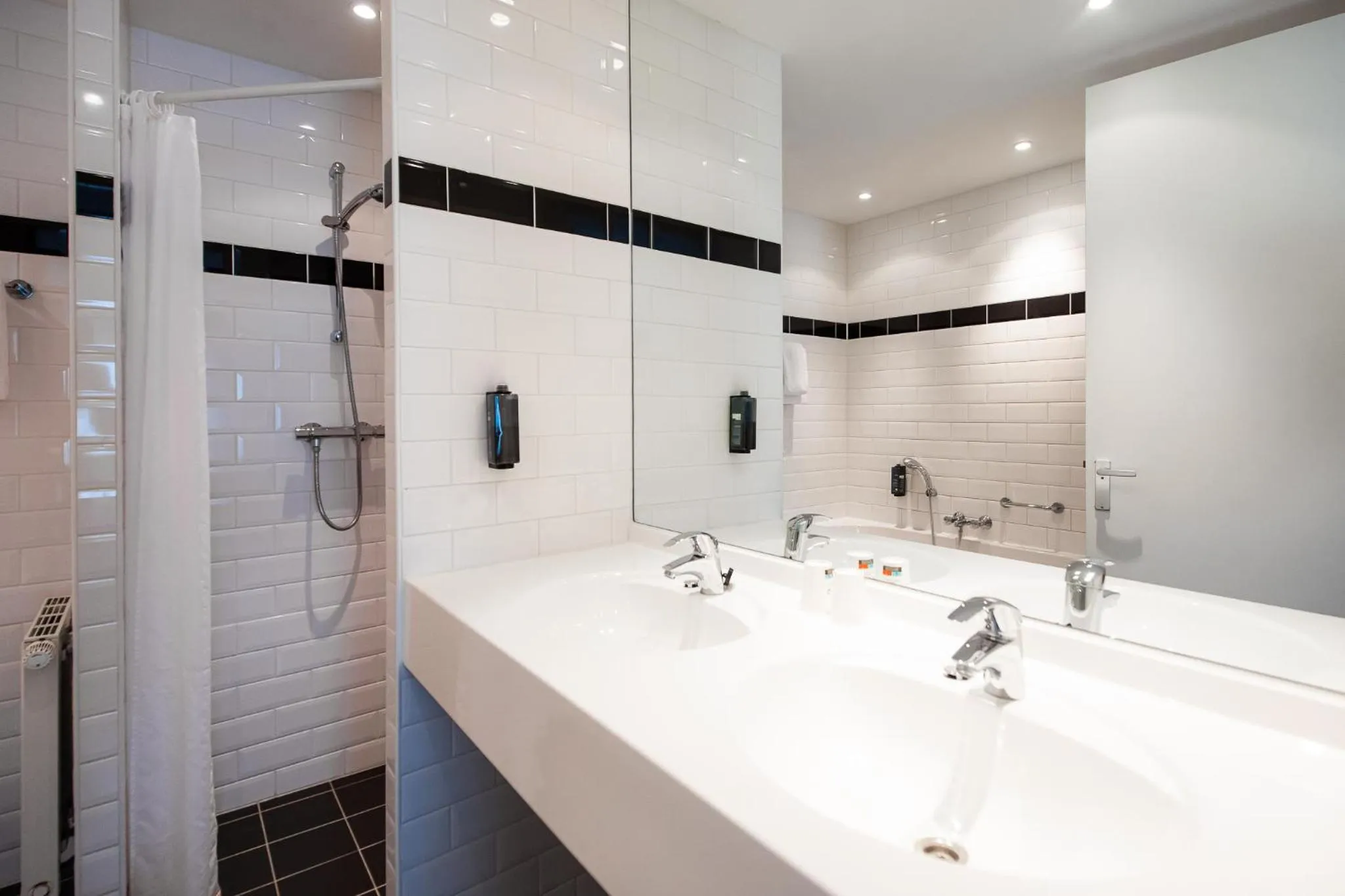 Shower in Veluwe Hotel De Beyaerd