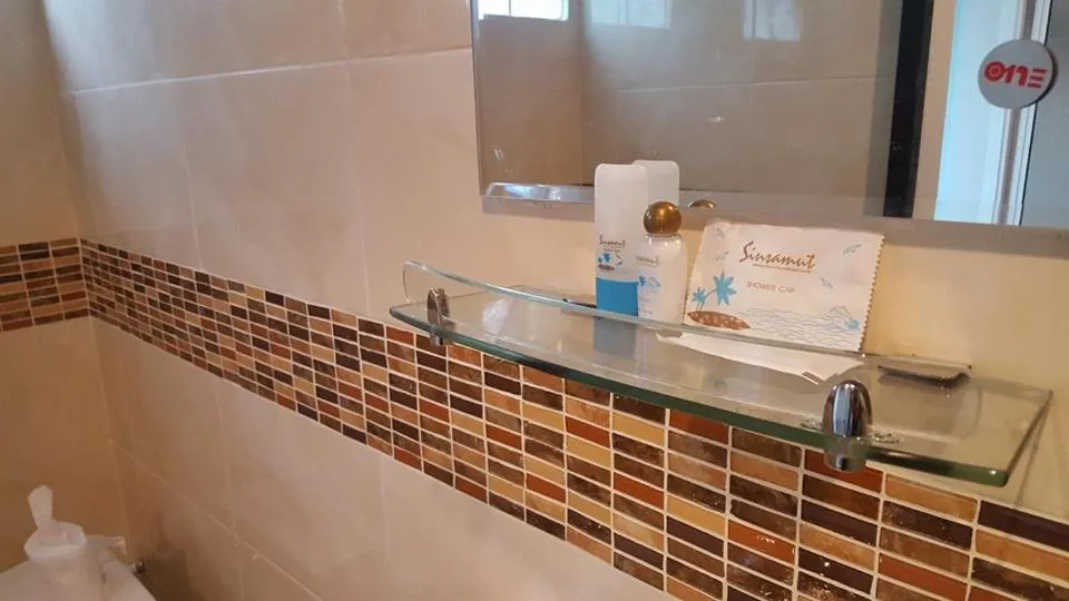 Bathroom in Sinsamut Koh Samed