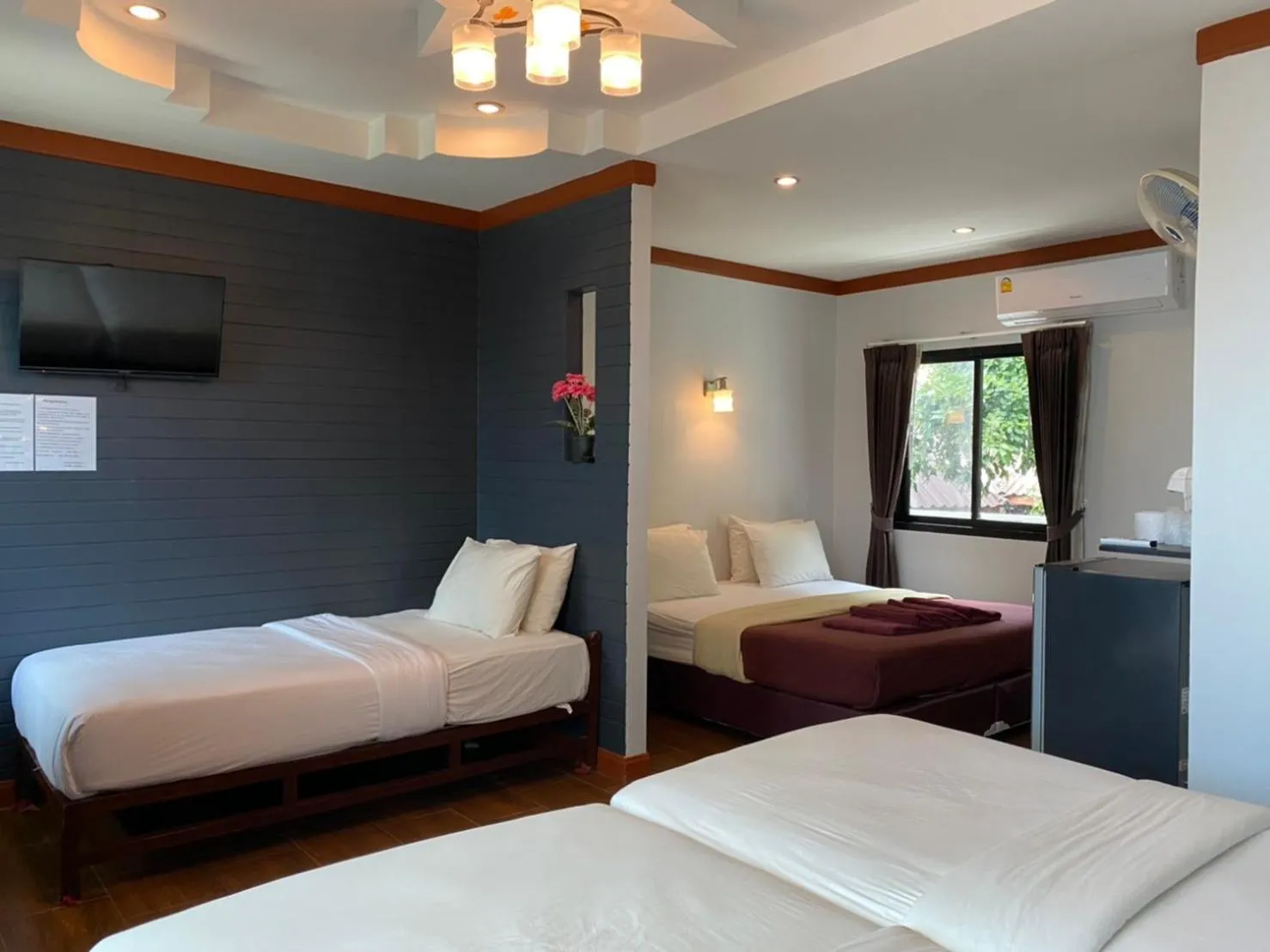 Bed in Sinsamut Koh Samed