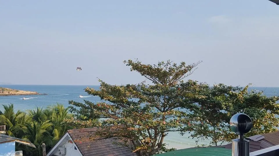 Sea view in Sinsamut Koh Samed