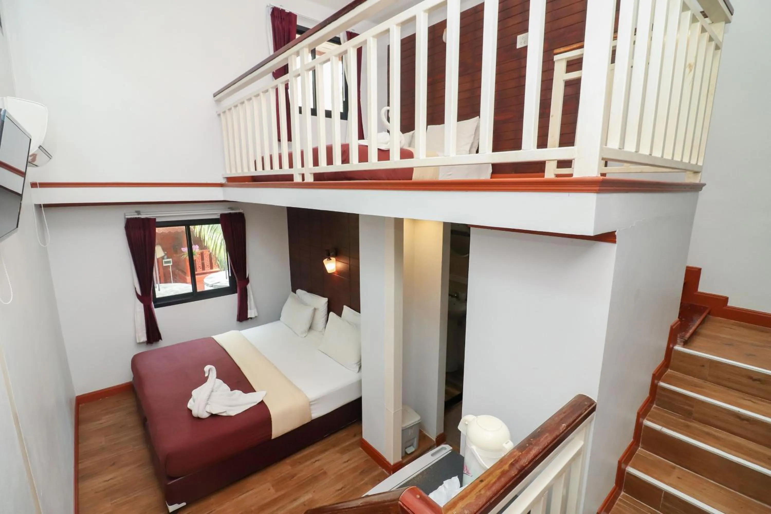 Bed in Sinsamut Koh Samed