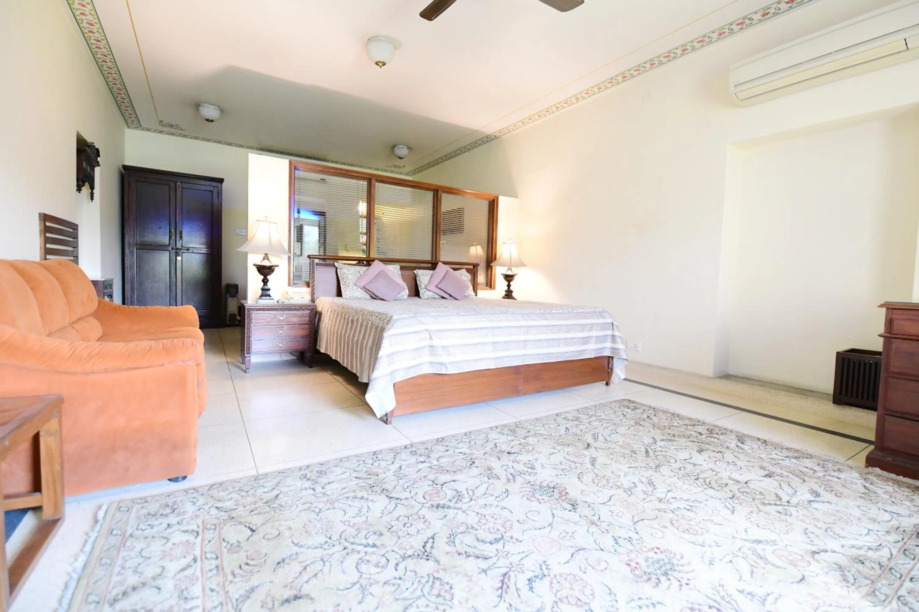 Photo of the whole room, Bed in Hotel Meghniwas