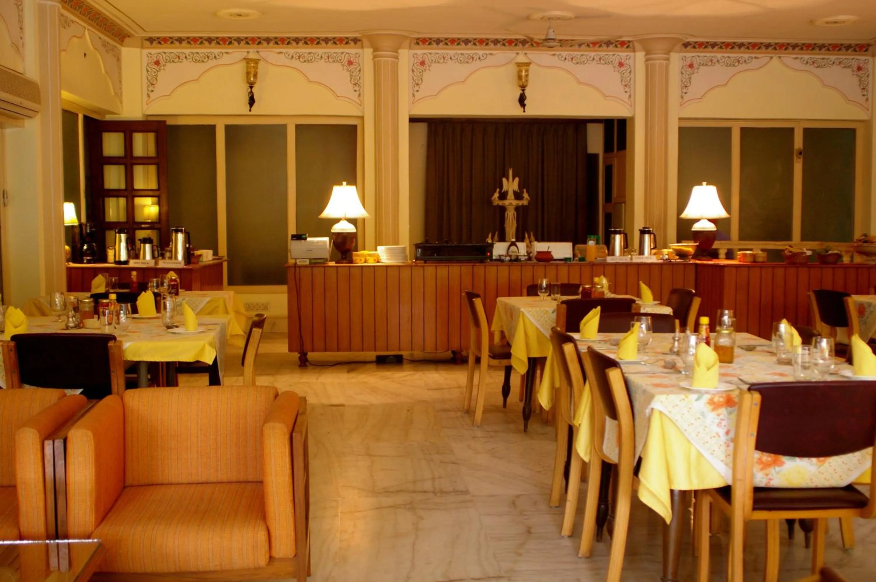 Dining area in Hotel Meghniwas
