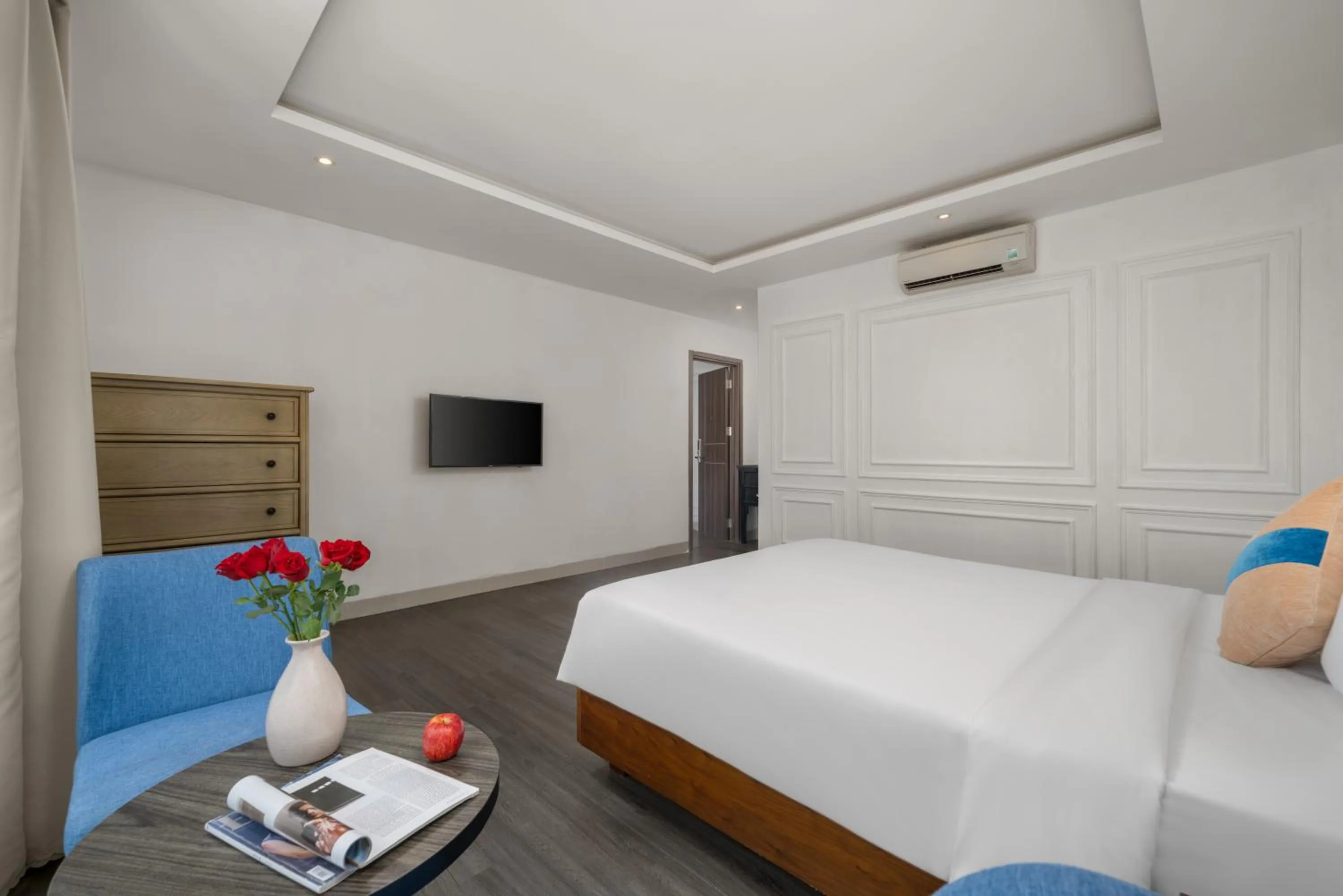 Bedroom, Bed in TGT BEACH HOTEL