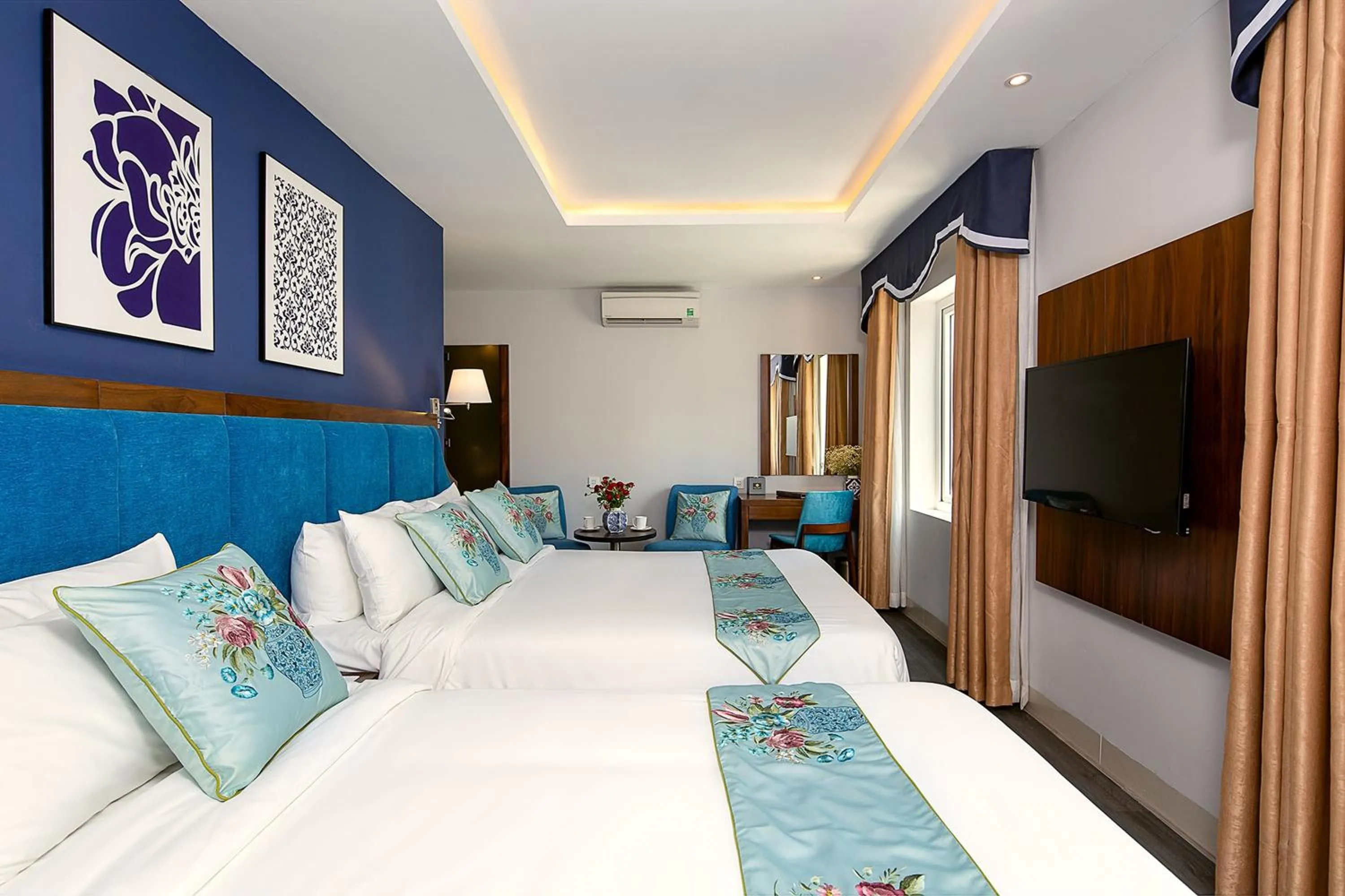 TV and multimedia, Bed in TGT BEACH HOTEL