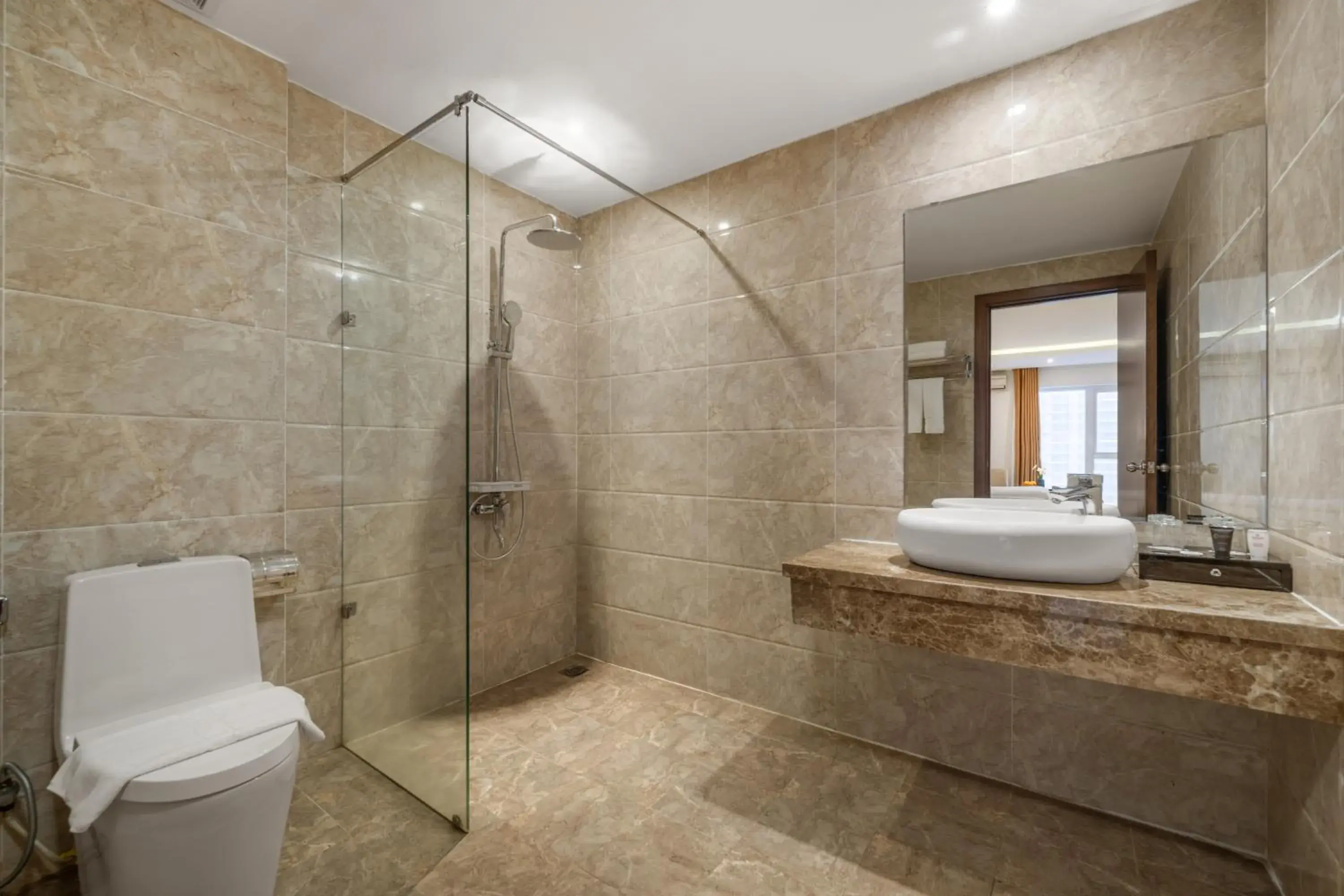 Triple Room with City View in TGT BEACH HOTEL Triple Room with City View in TGT BEACH HOTEL