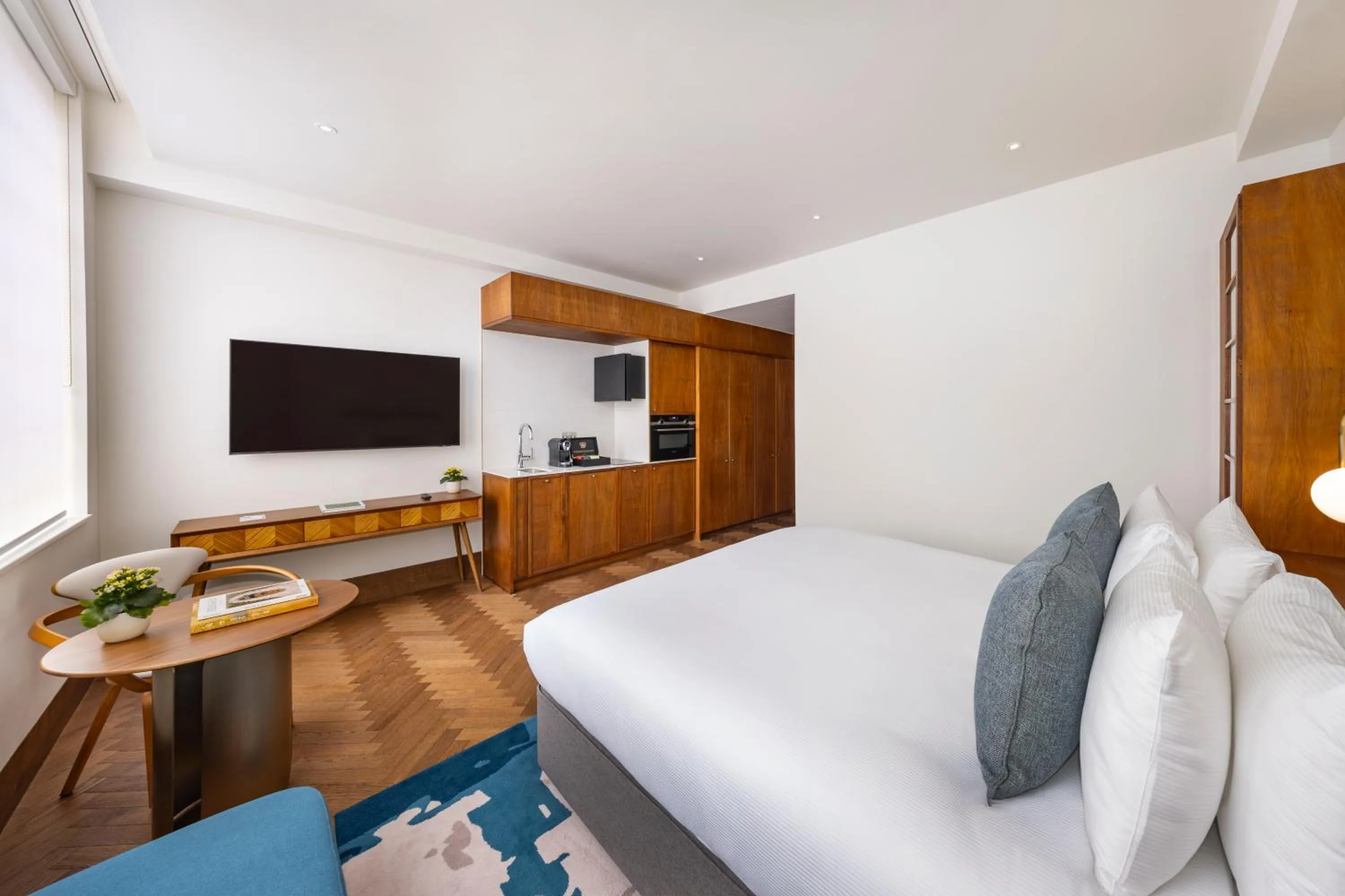 Bed in Dao by Dorsett North London